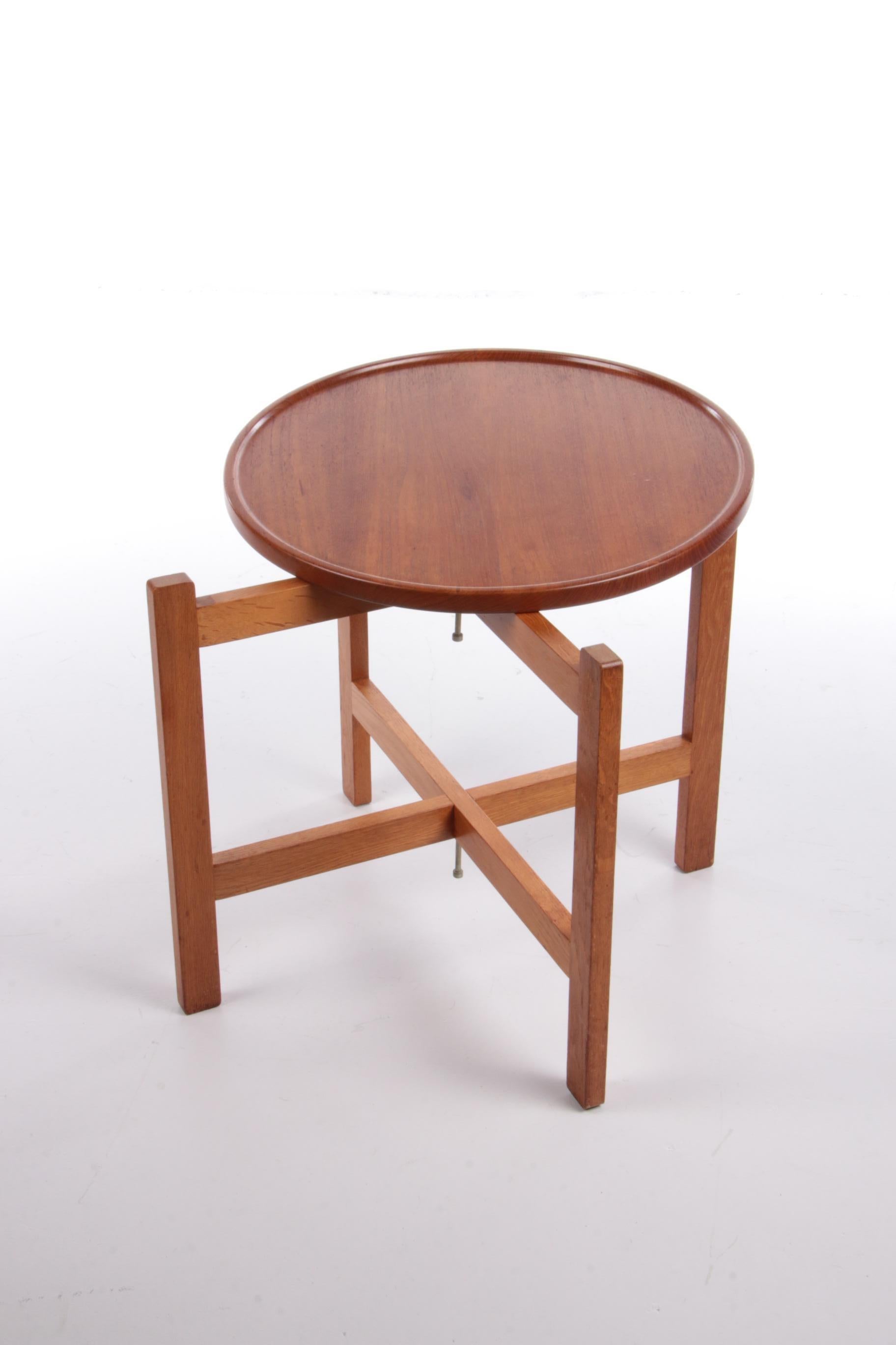 Side table Model AT35 design by Hans J. Wegner 1945 Denmark In Excellent Condition In Oostrum-Venray, NL