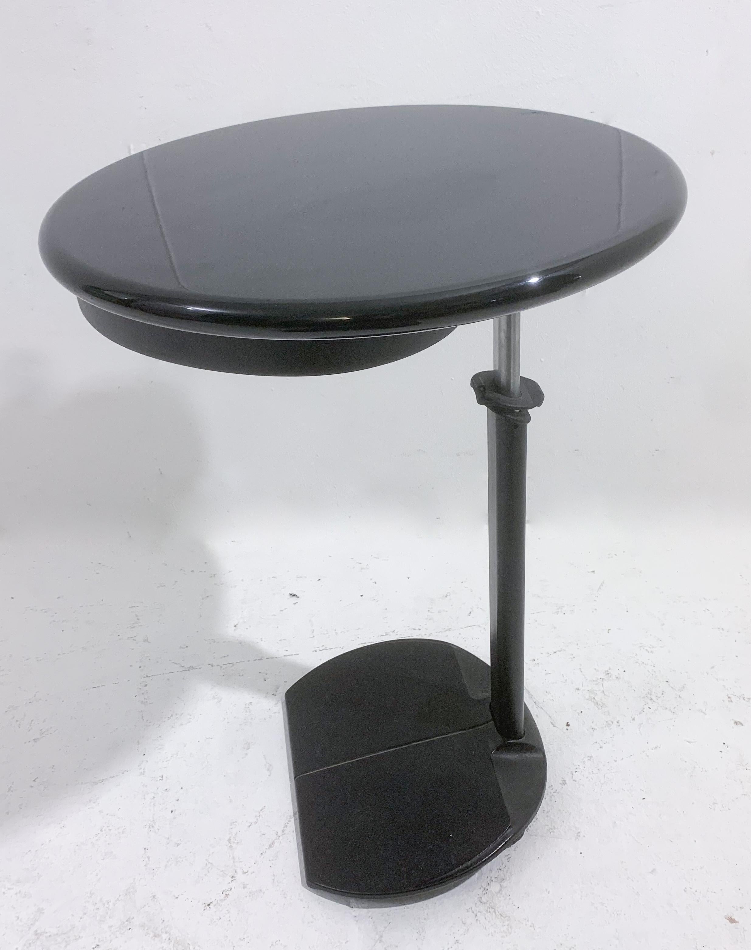Side Table Model Servese by Kairos Studio for B&B Italia, 1980s In Good Condition For Sale In Brussels, BE