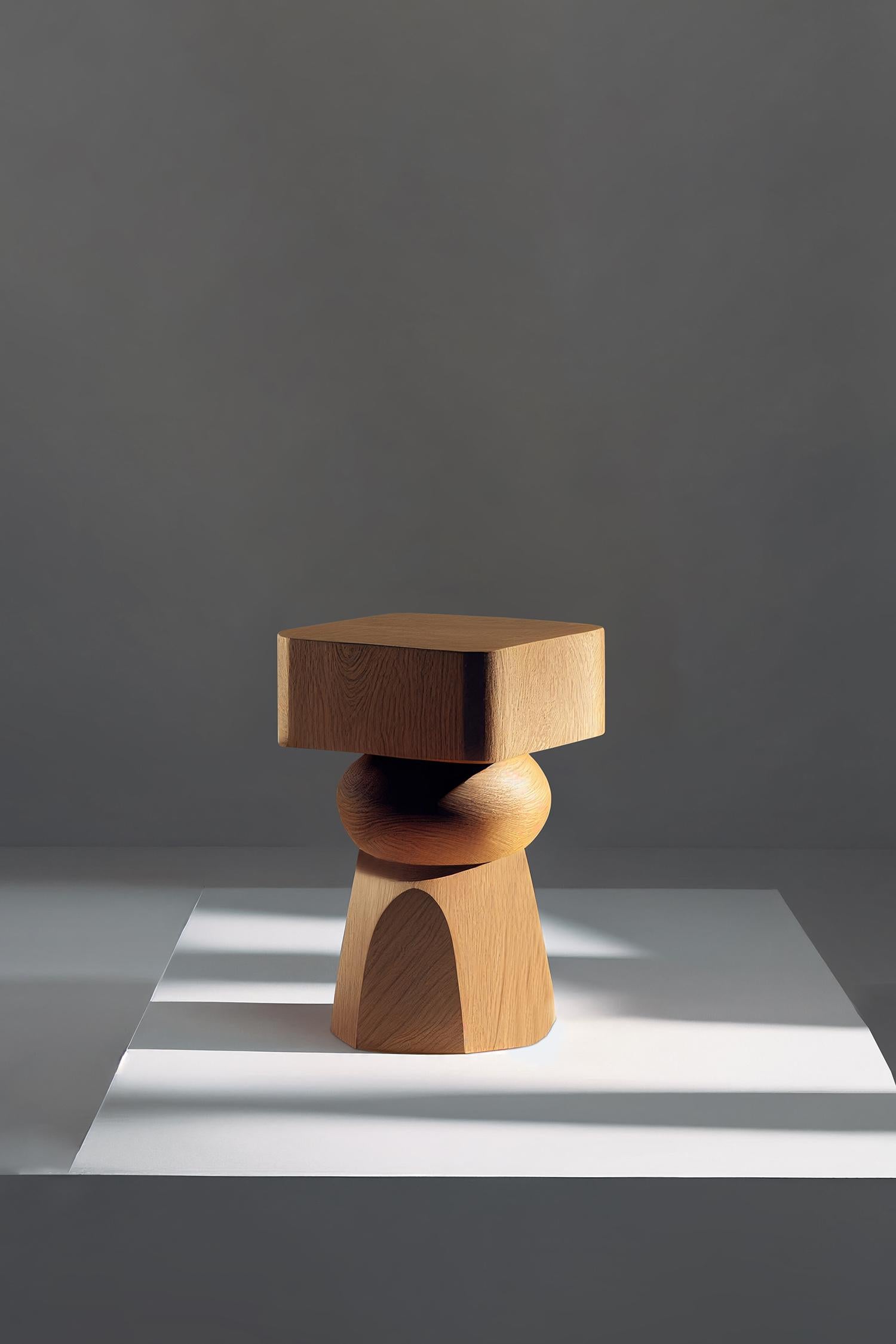 Socle 6 Beistelltisch, Beistelltisch, Nachttisch

Socle ist ein kleiner Tisch aus Massivholz, der vom NONO Designteam entworfen wurde. Die aufwendige Konstruktion aus Massivholz dient als Stütze, ähnlich wie ein Sockel für eine Statue oder