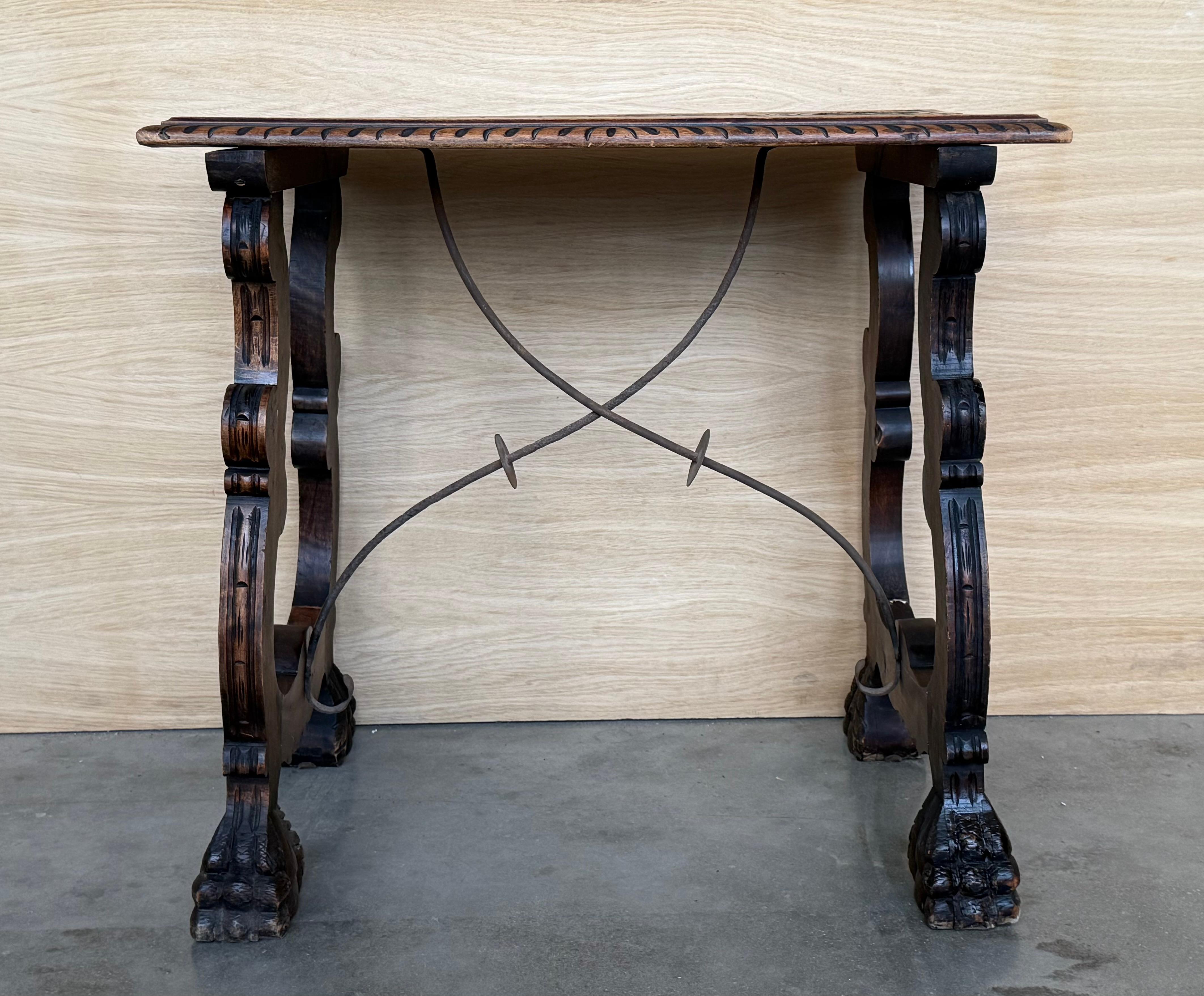 Baroque Side Table of Walnut with Carved Lyre Legs and Top, Spanish, 19th Century For Sale