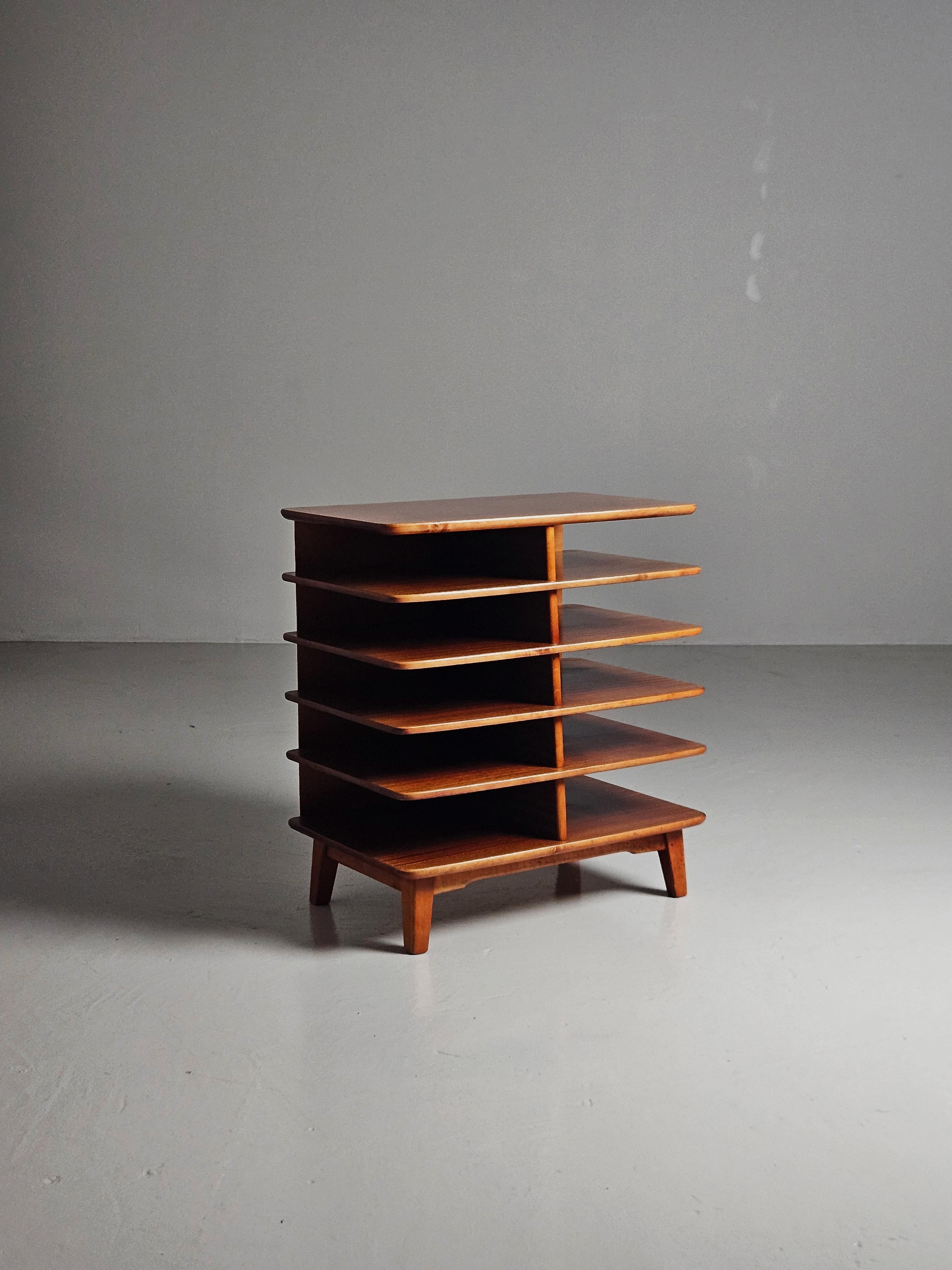 Scandinavian Modern Side table or bookshelf by David Rosén for NK, Sweden, 1950s For Sale