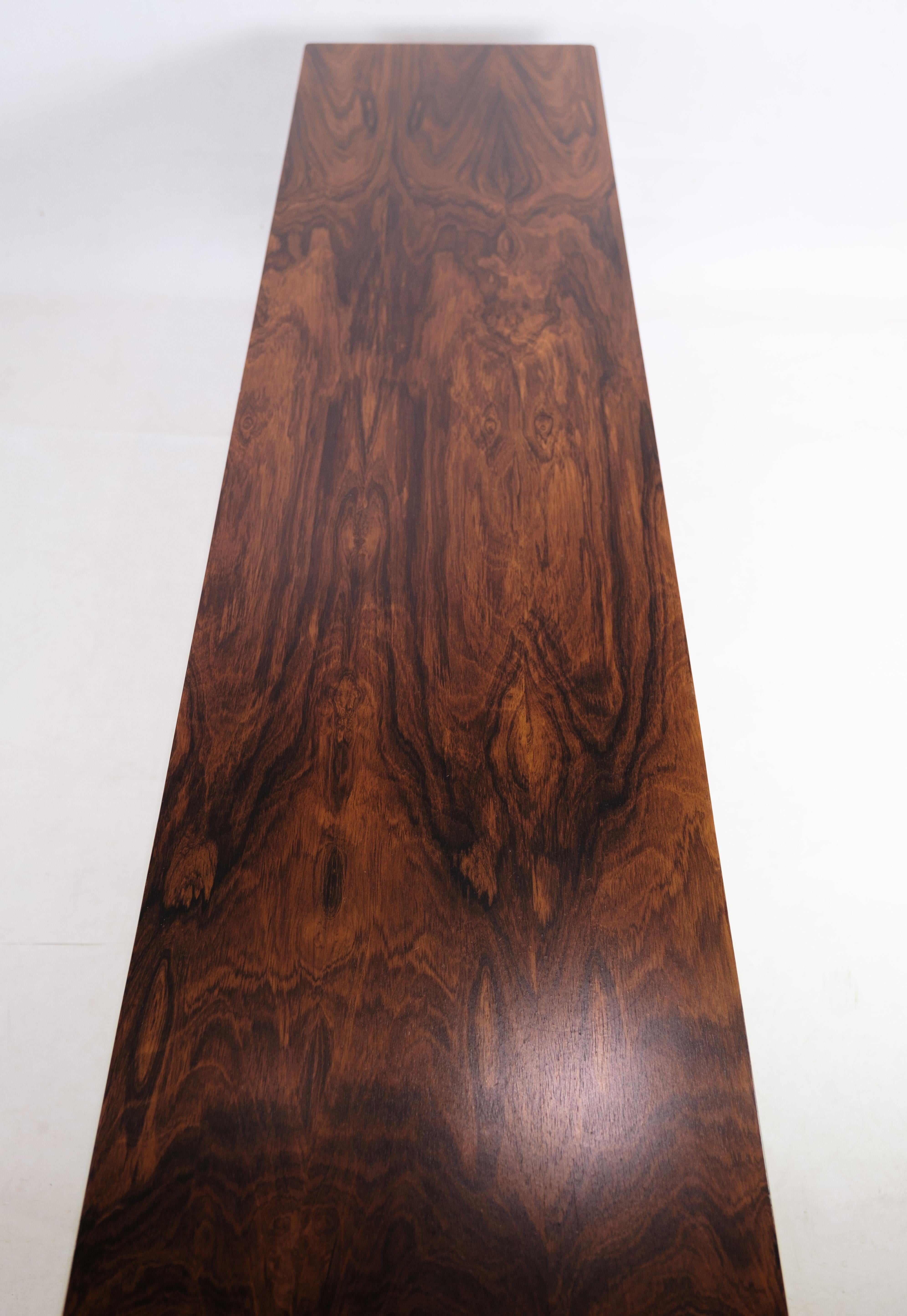 Danois Table d'appoint en bois de rose, design danois des années 1960 en vente