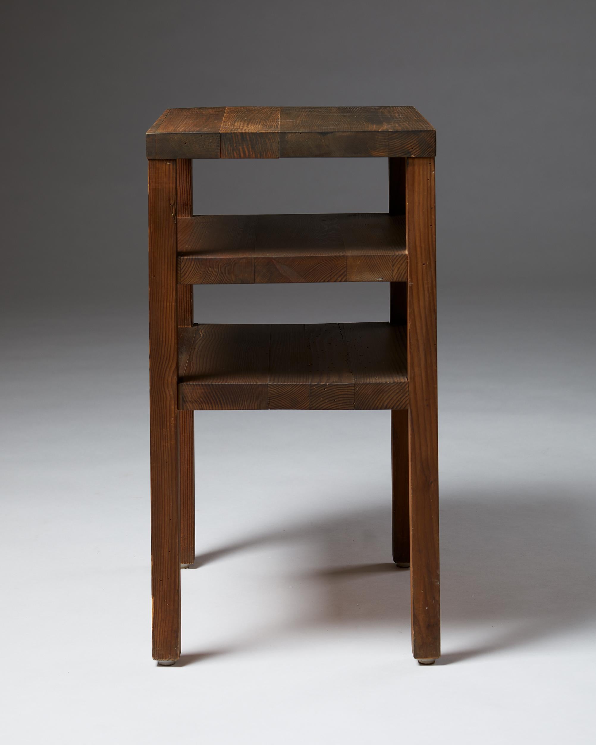 Side table ‘Sport’ by Axel Einar Hjorth for Nordiska Kompaniet, Sweden, 1930s In Good Condition In Stockholm, SE