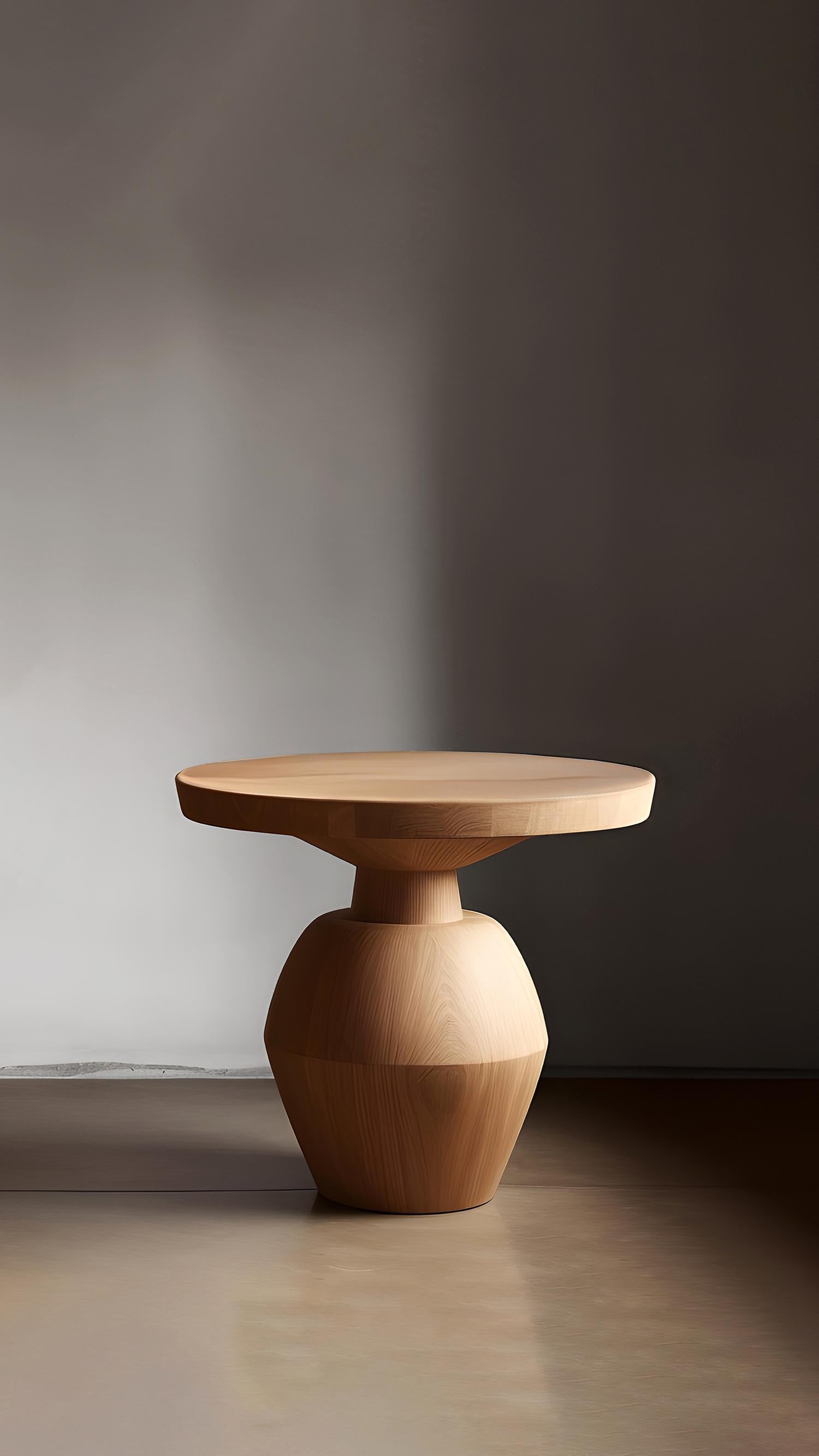 Side Table, Stool or Nightstand in Solid Wood Finish, Auxiliary Table Socle 38 In New Condition For Sale In Estado de Mexico CP, Estado de Mexico