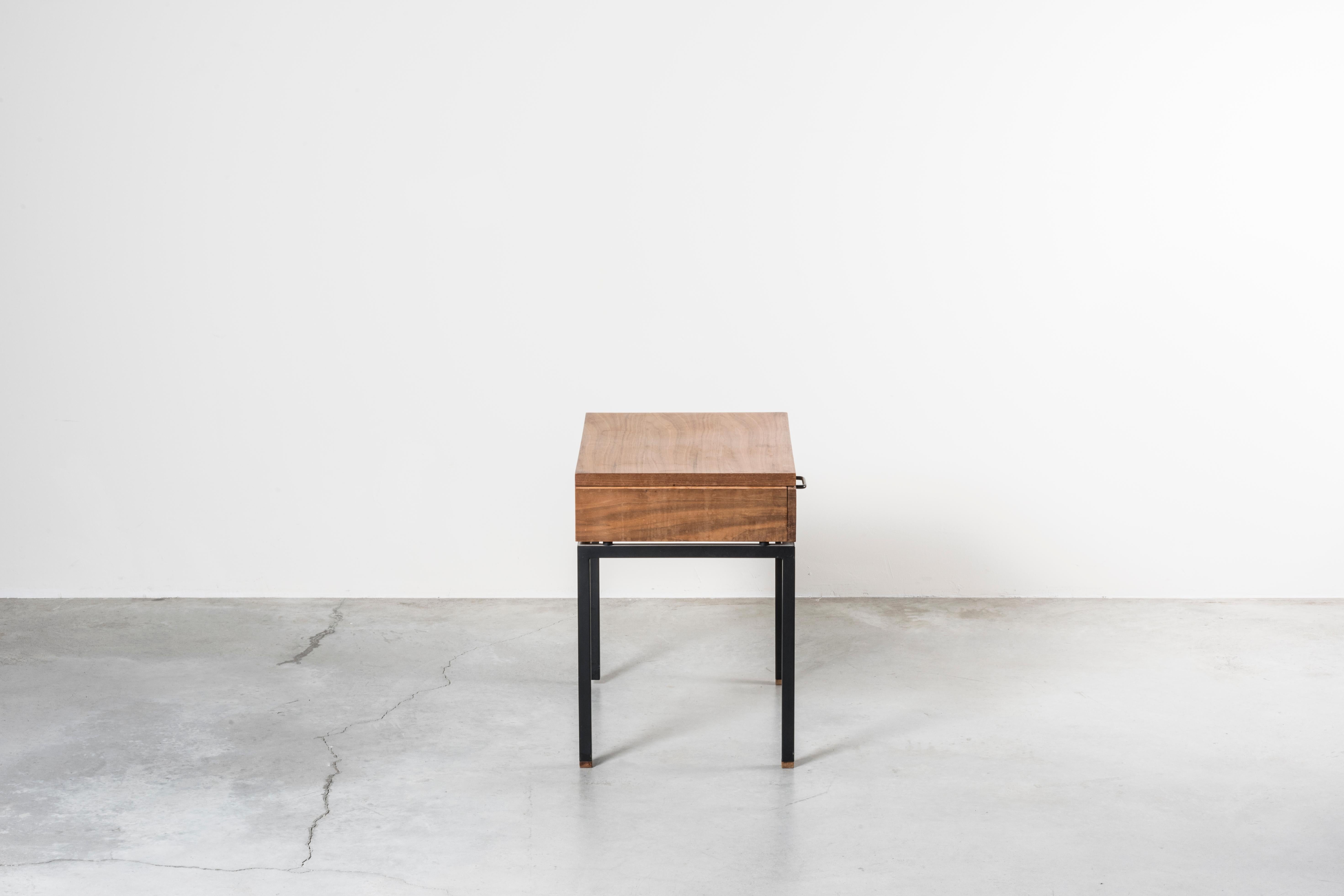 20ième siècle Table d'appoint-Studio BBPR-Milieu du 20ème siècle-Italie en vente