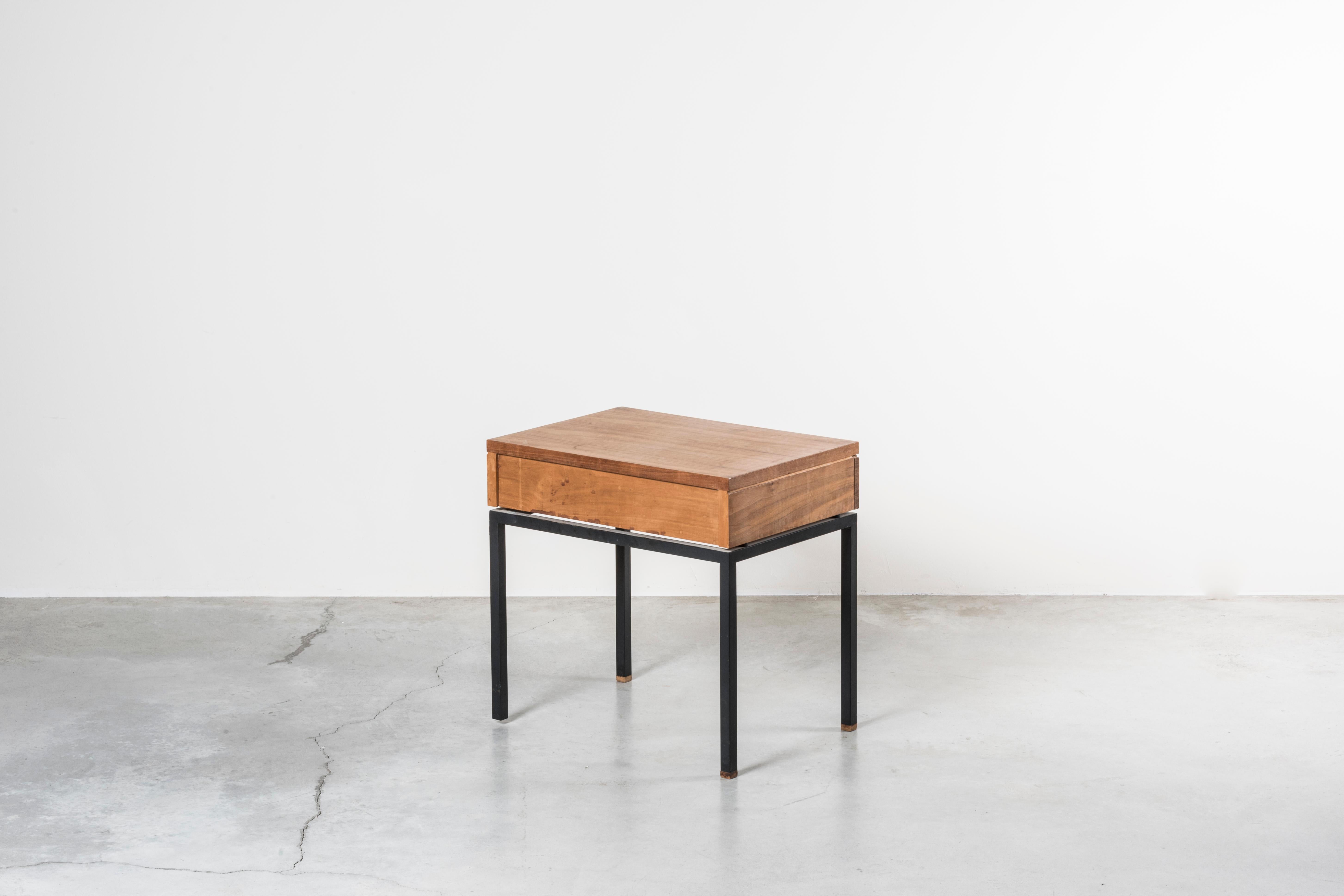 Table d'appoint-Studio BBPR-Milieu du 20ème siècle-Italie en vente 1