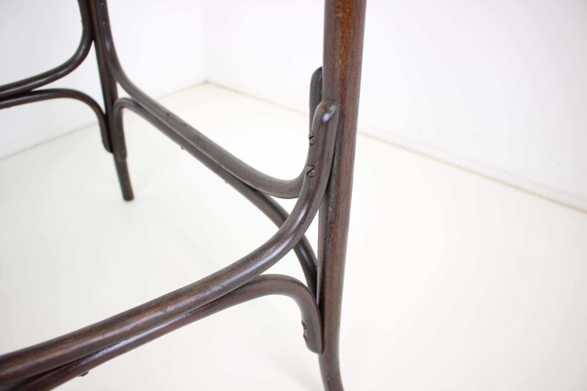 Side Table Thonet, 1920's 3