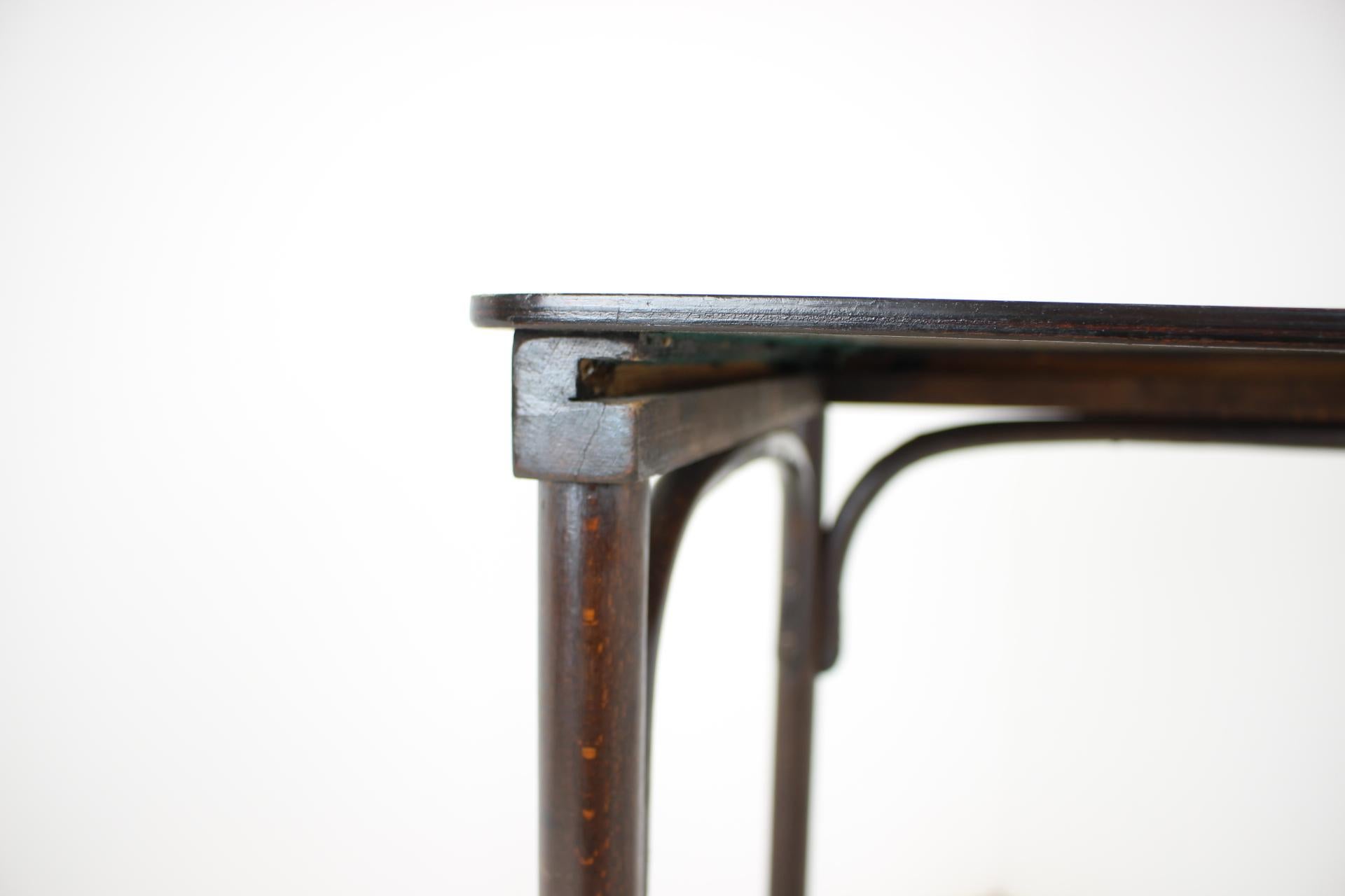 Side Table Thonet, 1920's 5