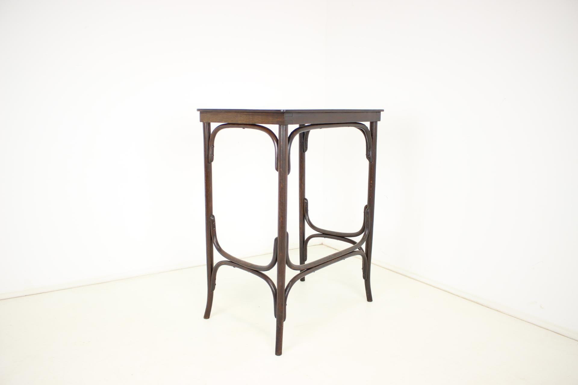 Early 20th Century Side Table Thonet, 1920's