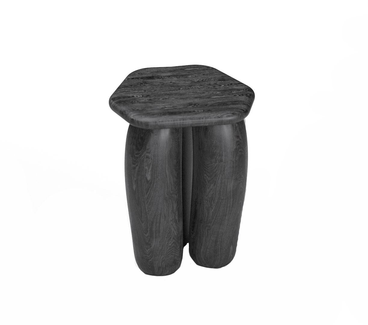 Portugais Table d'appoint Trio Dark Oak par Alter Ego Studio en vente