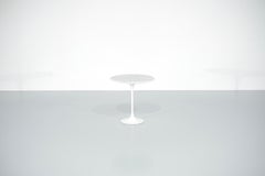 Side Table "Tulip" by Eero Saarinen for Knoll International, 1960's.