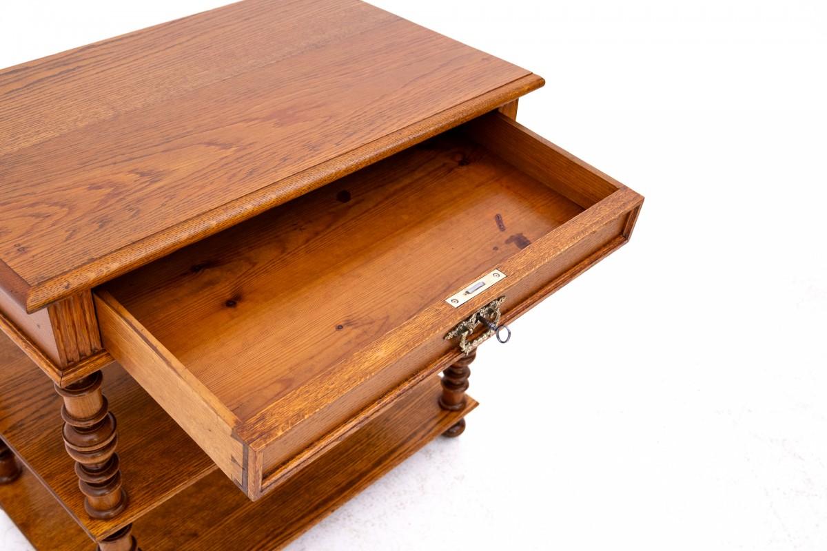 Side table, turn of the 19th and 20th centuries, Northern Europe. In Good Condition For Sale In Chorzów, PL