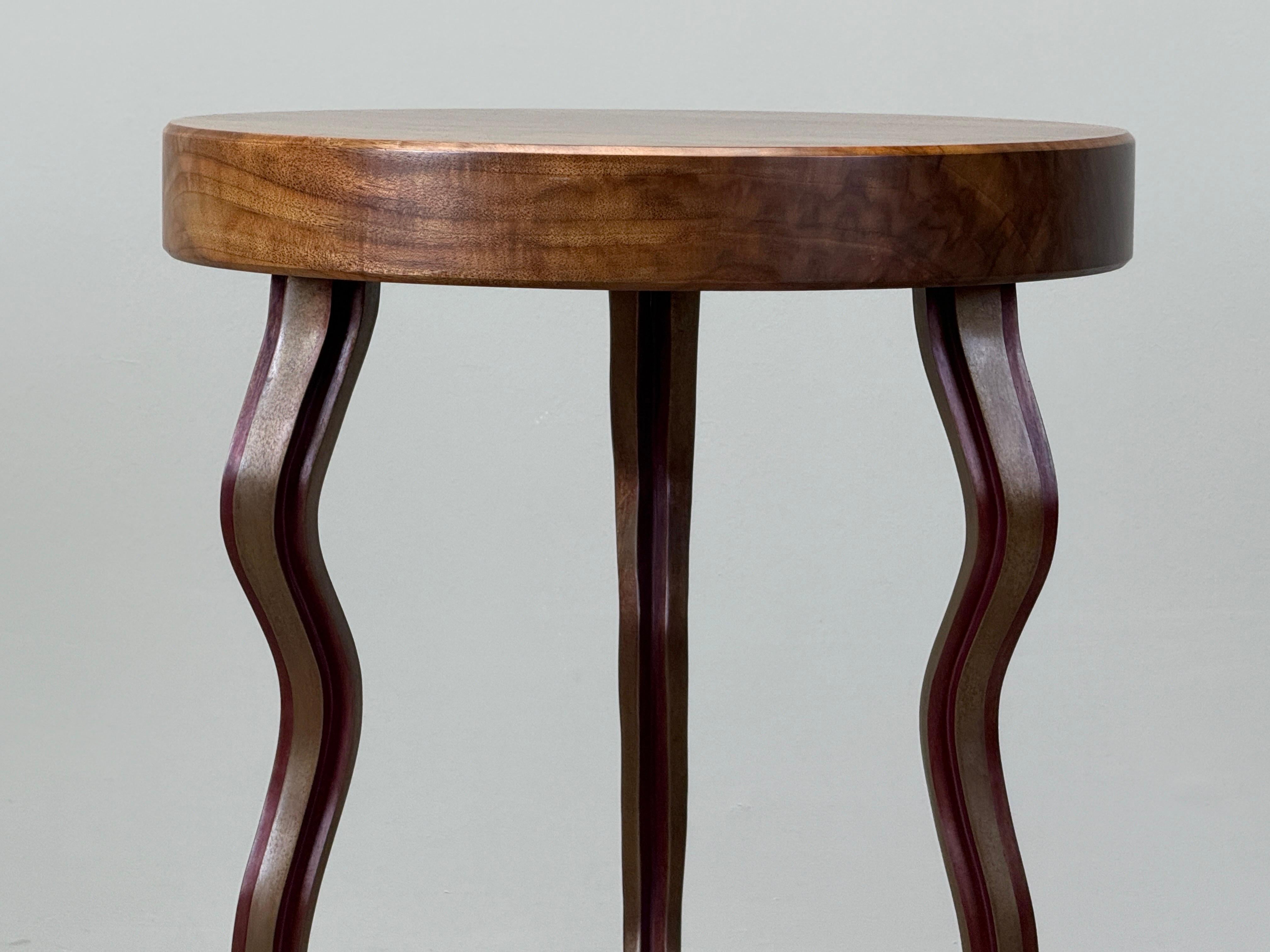 Table d'appoint avec pieds en bronze de Garry Knox Bennett Bon état - En vente à Dallas, TX