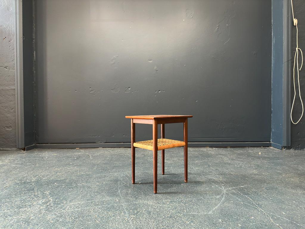 Mid-Century Modern Side Table with Caned Shelf For Sale