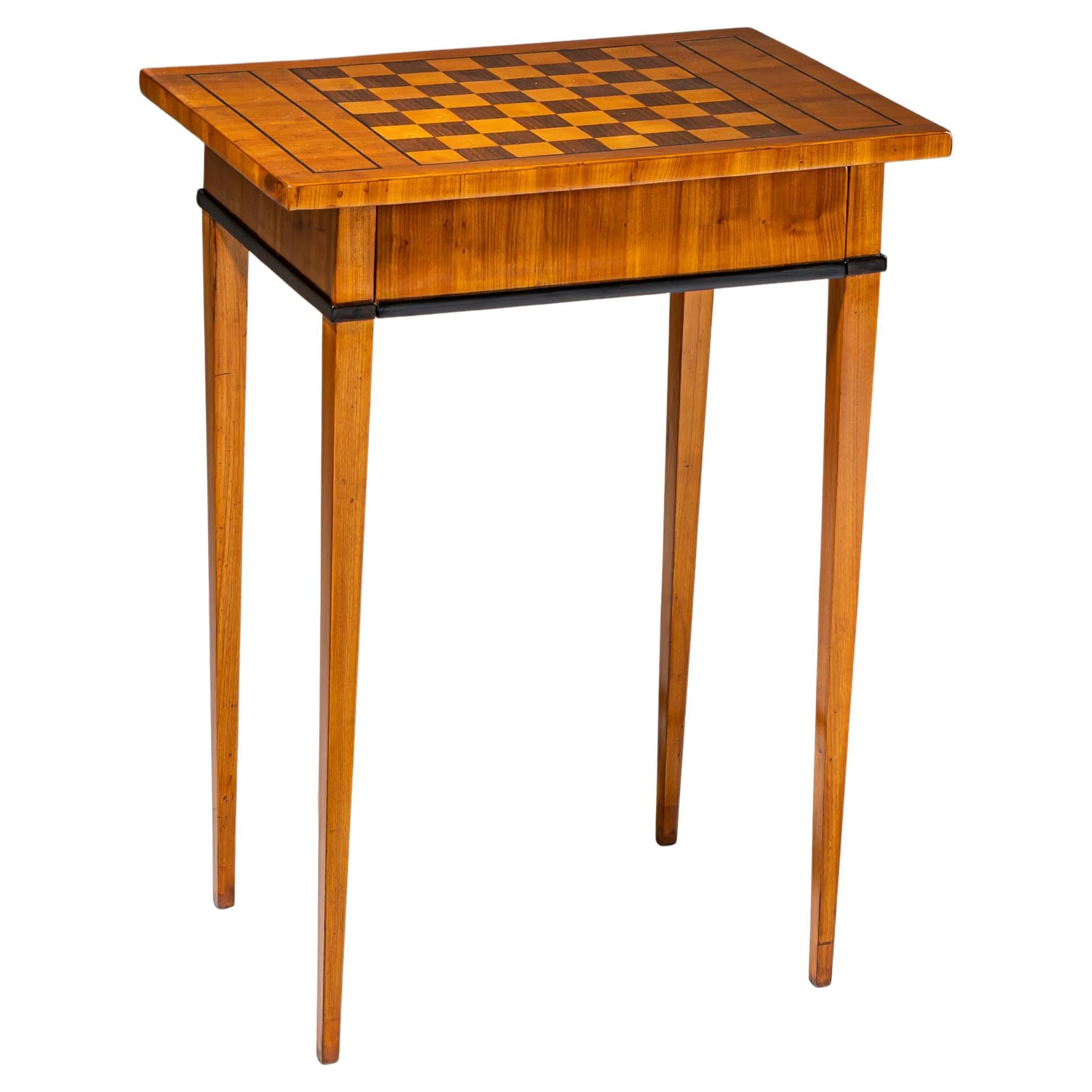 Side Table with Chessboard in Biedermeier Style 19th / 20th Century For Sale