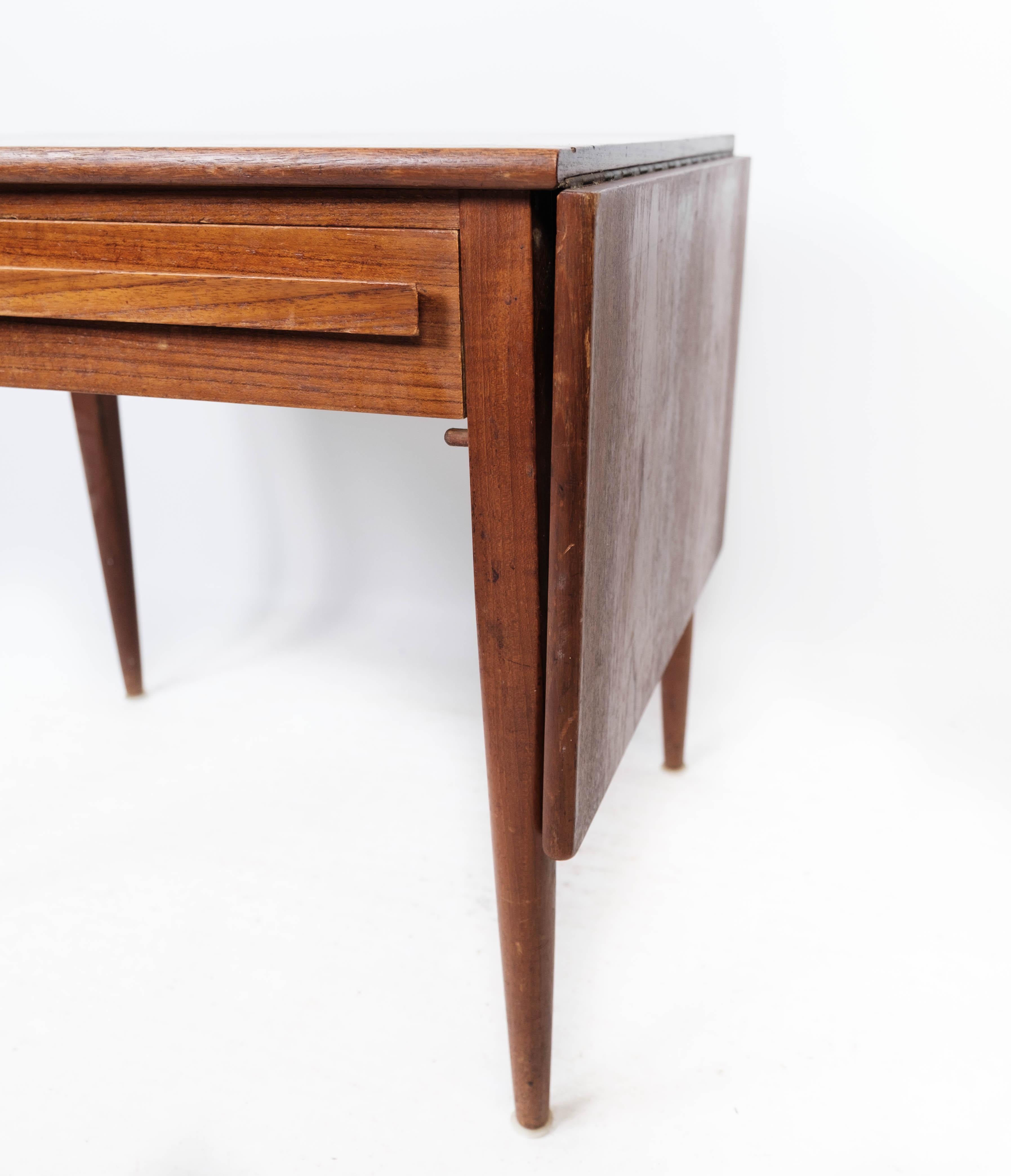 Danois Table d'appoint danoise design danois fabriquée par Silkeborg Furniture à partir des années 1960 en vente