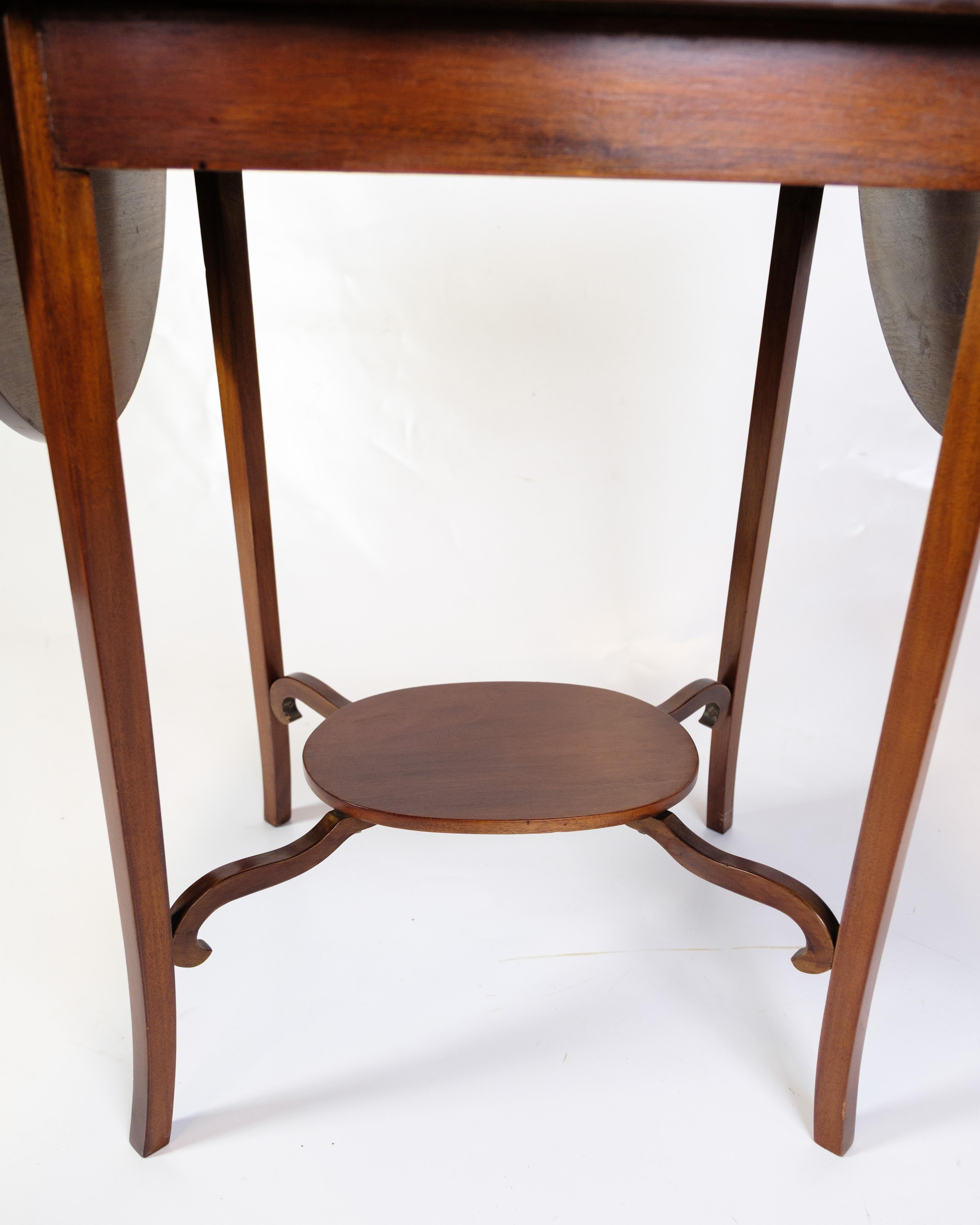 Side Table With Flaps Made In Mahogany, Danish Design From 1960s In Good Condition For Sale In Lejre, DK
