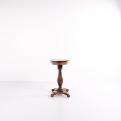 Table d'appoint avec plateau en acajou poli à la main des années 1890