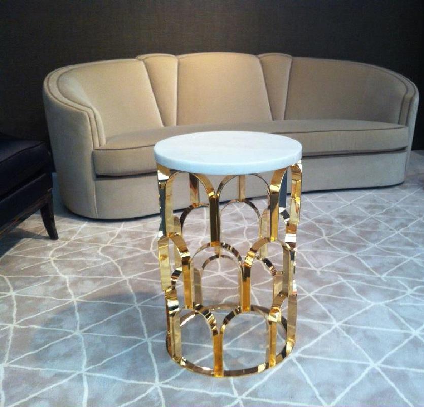 Side Table With Marble Top & Brass Metal Base For Sale 2