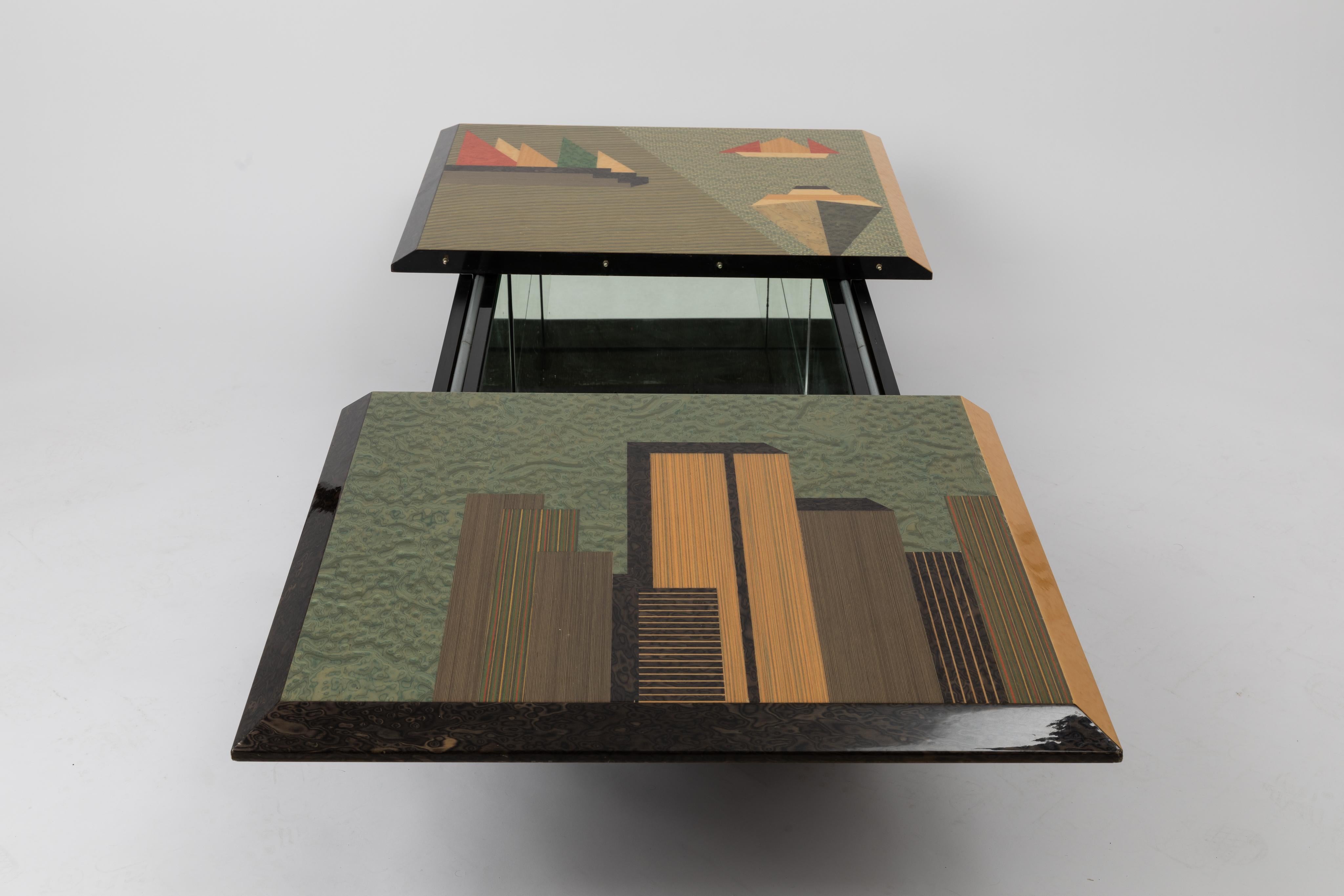 Postmodern Coffee Table with Mirrored Bar by Giovanni Offredi for Saporiti, 1980 For Sale 4