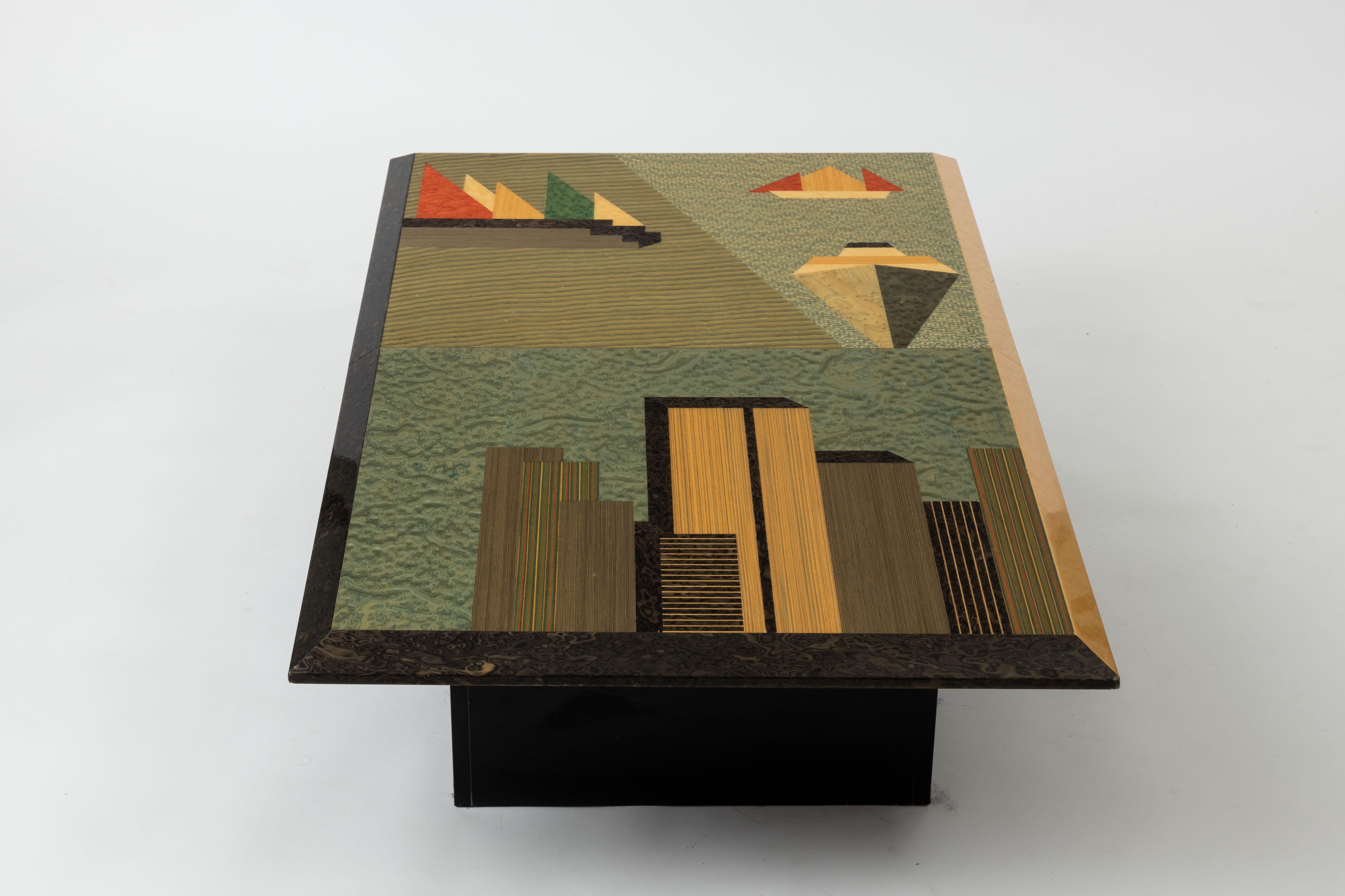 Postmodern Coffee Table with Mirrored Bar by Giovanni Offredi for Saporiti, 1980 For Sale 5