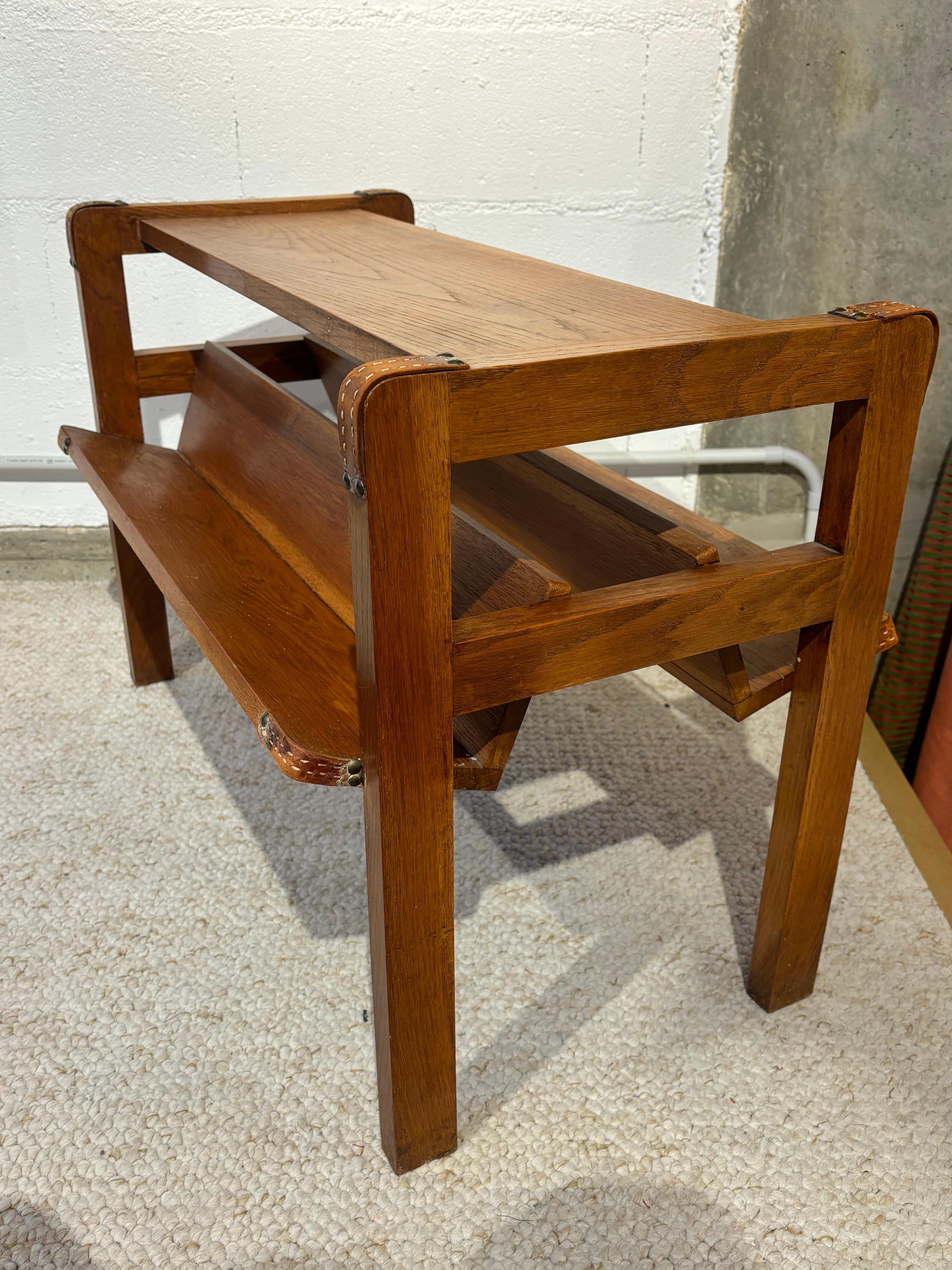 Side table with rack by Jacques Adnet en vente 8