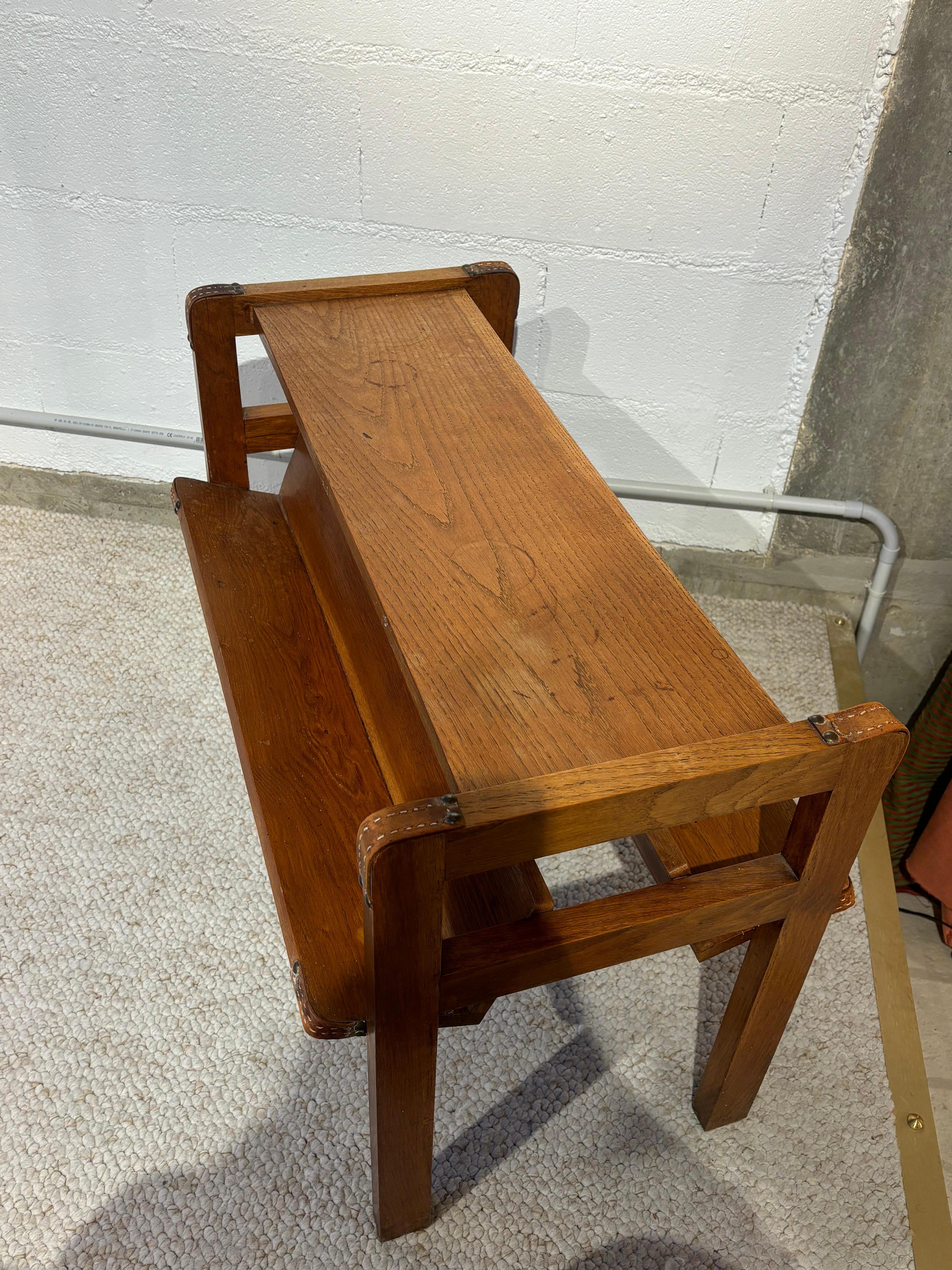 Side table with rack by Jacques Adnet en vente 11