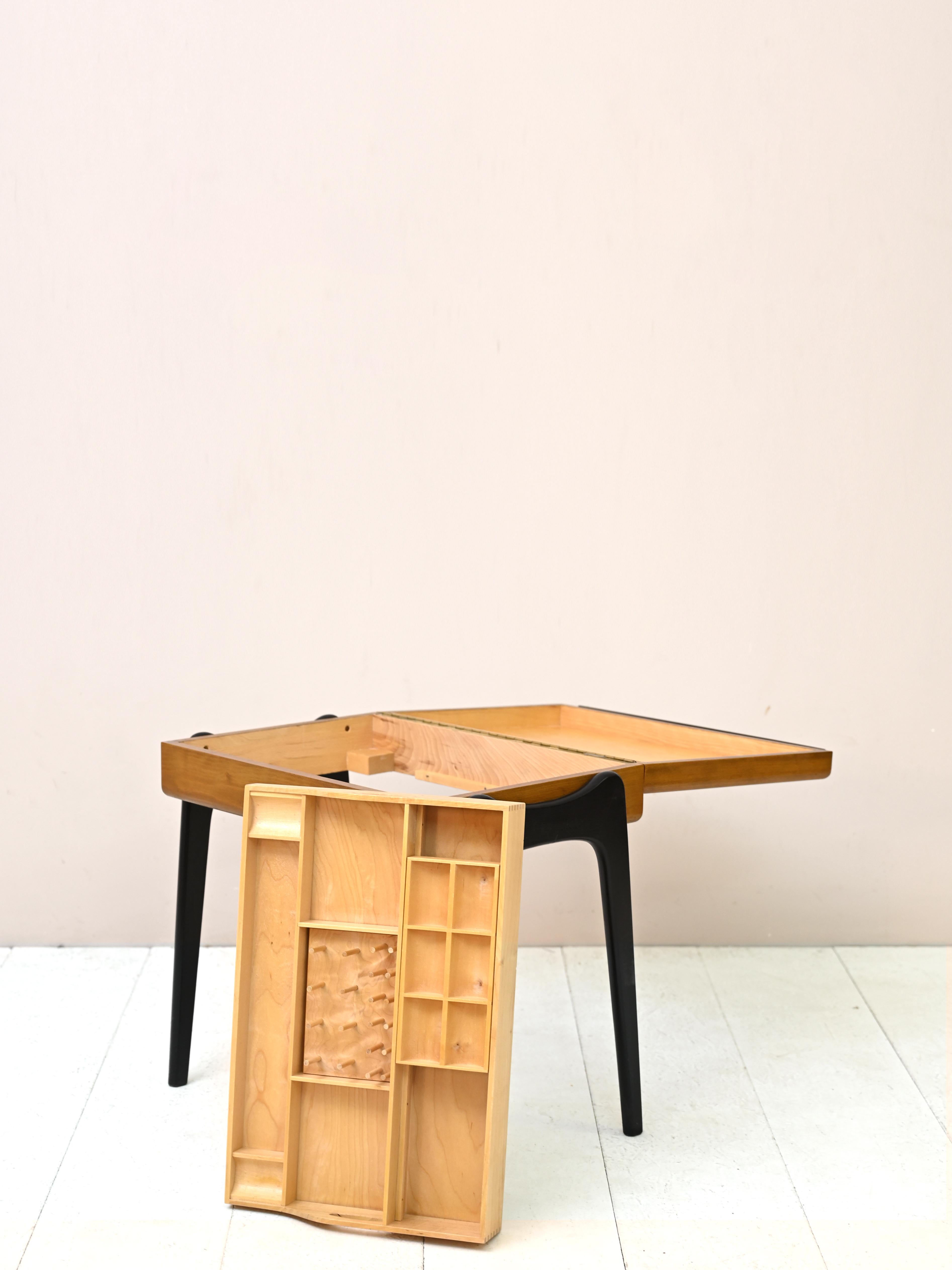 Teck Table d'appoint avec compartiment pour la couture en vente