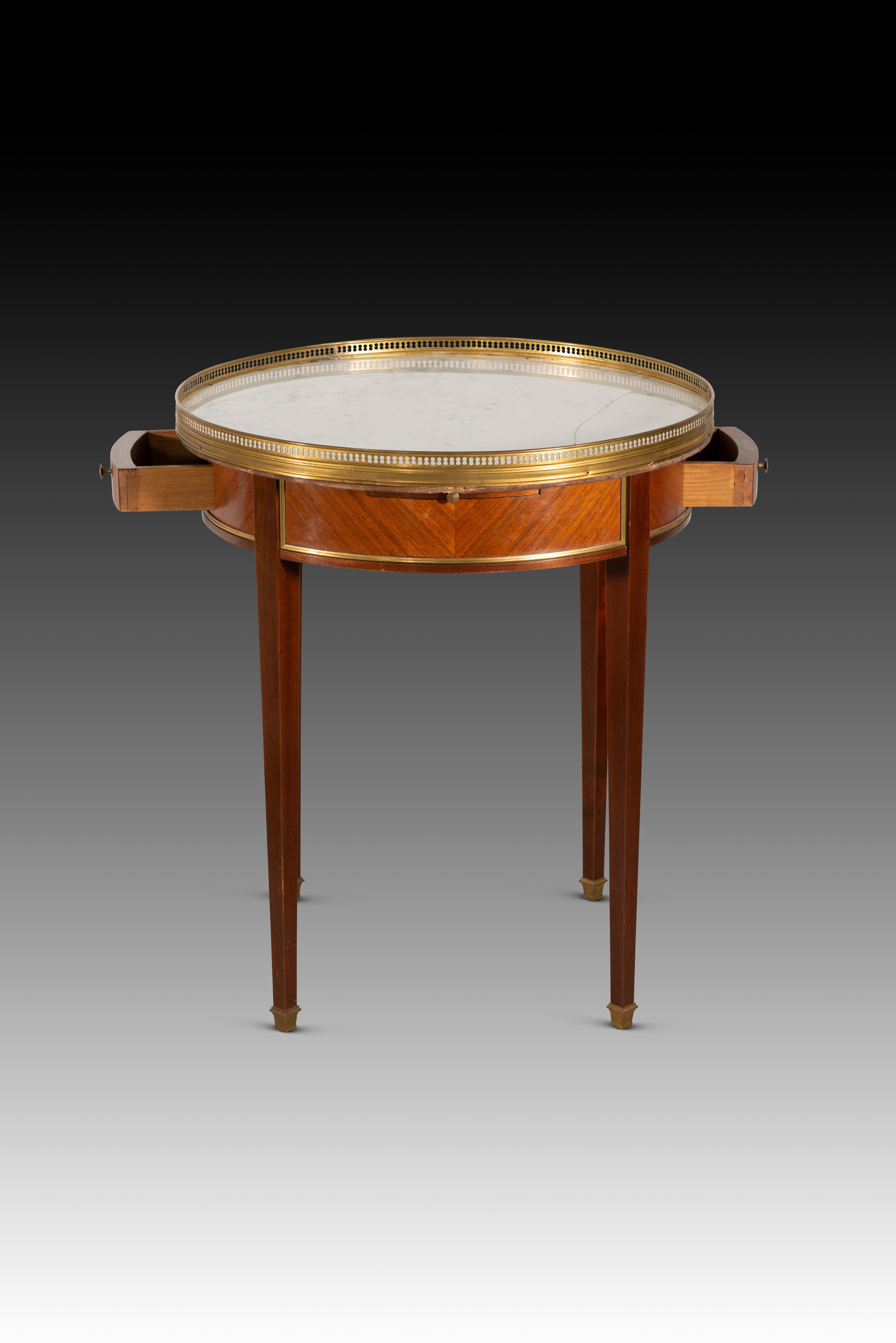 Espagnol Table d'appoint. Wood, marbre, bronze. XIXème siècle. en vente