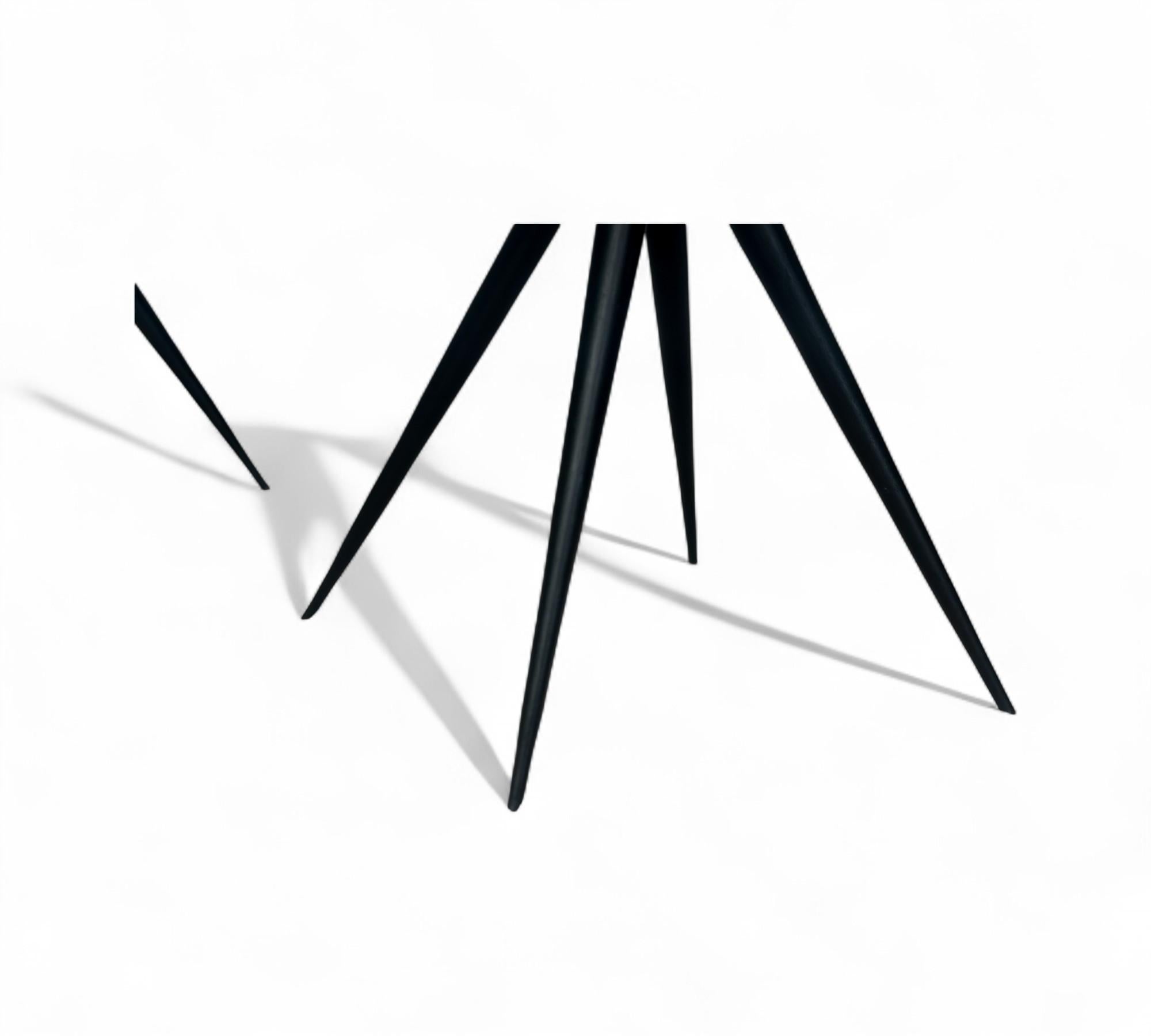 Tables d'appoint en bois dur et verre bicolore, Giuseppe Scapinelli, années 1950 - Lot 768A en vente 6