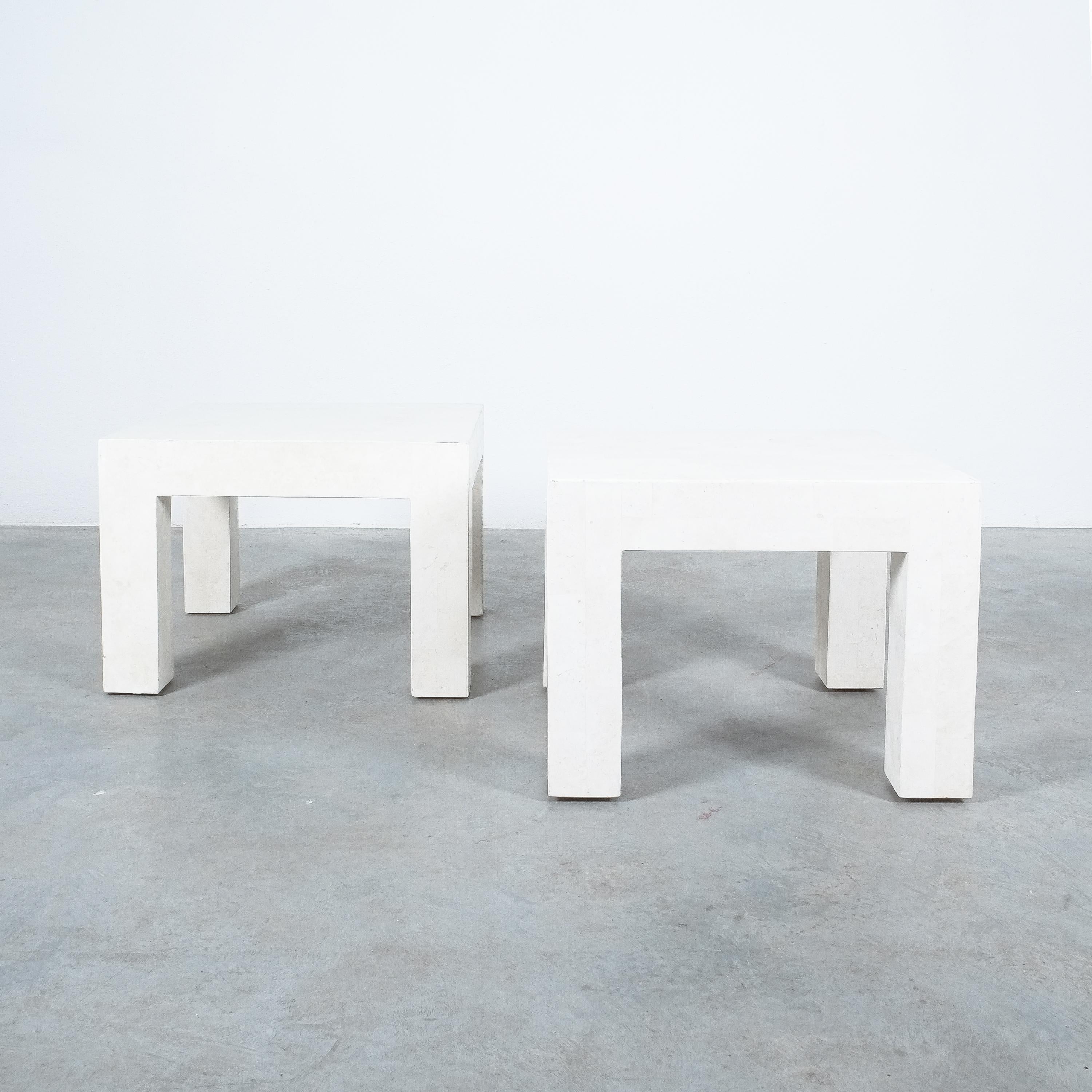 Tables d'appoint carreaux de marbre blanc, France, vers 1970 en vente 2