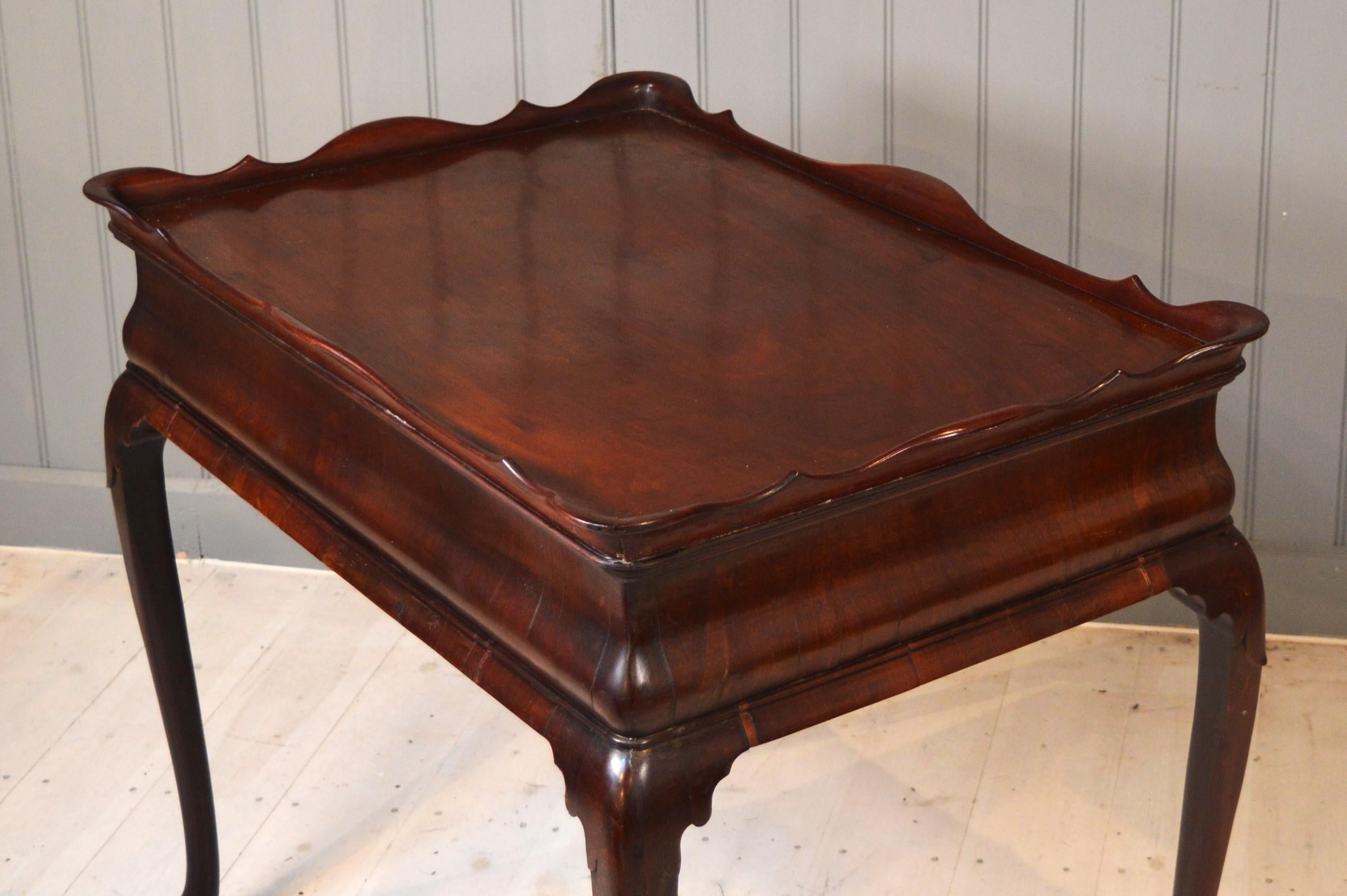 Side Tea Table For Sale at 1stDibs