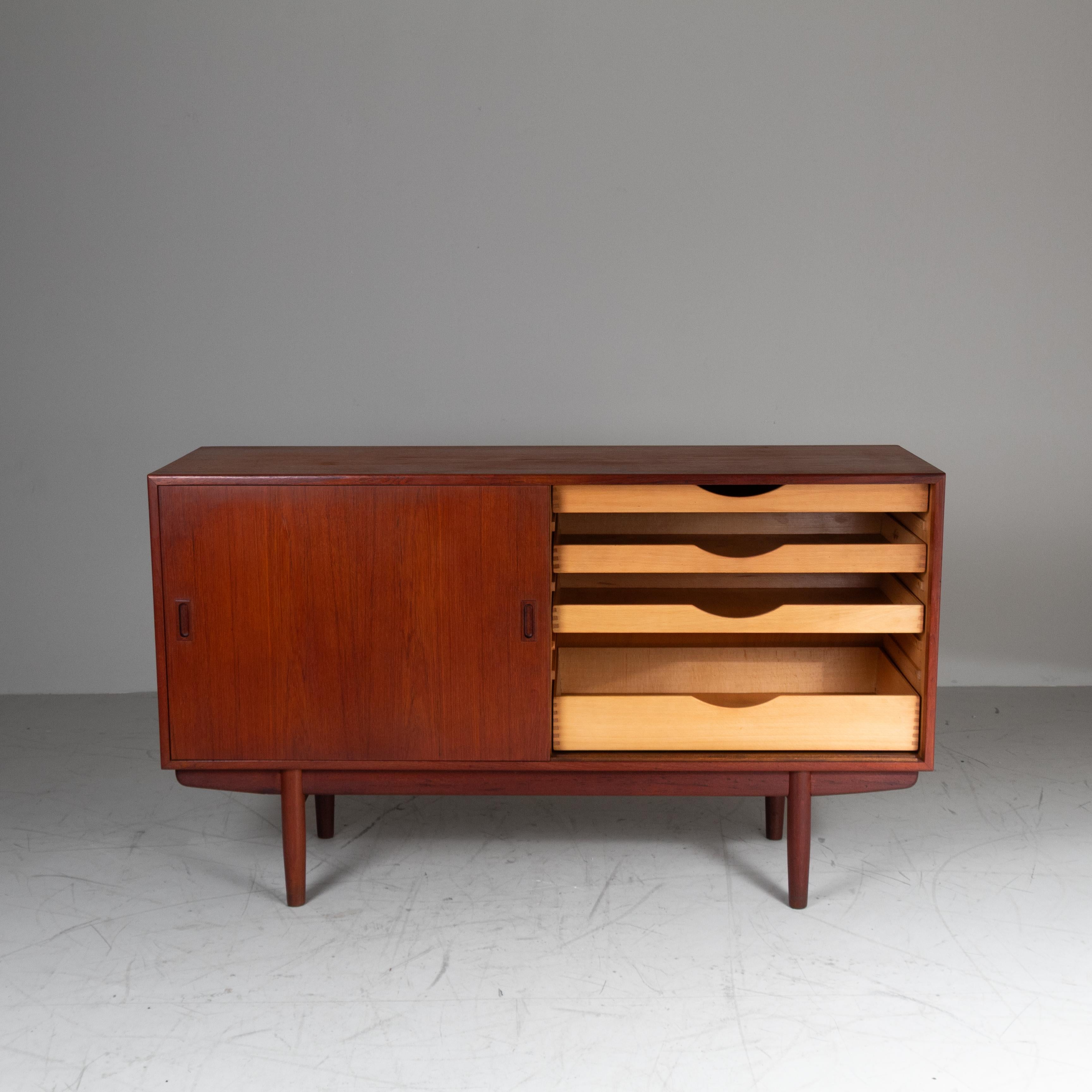 Scandinavo moderno Sidebaord/Credenza, Søborg Møbelfabrik, 1950 in vendita
