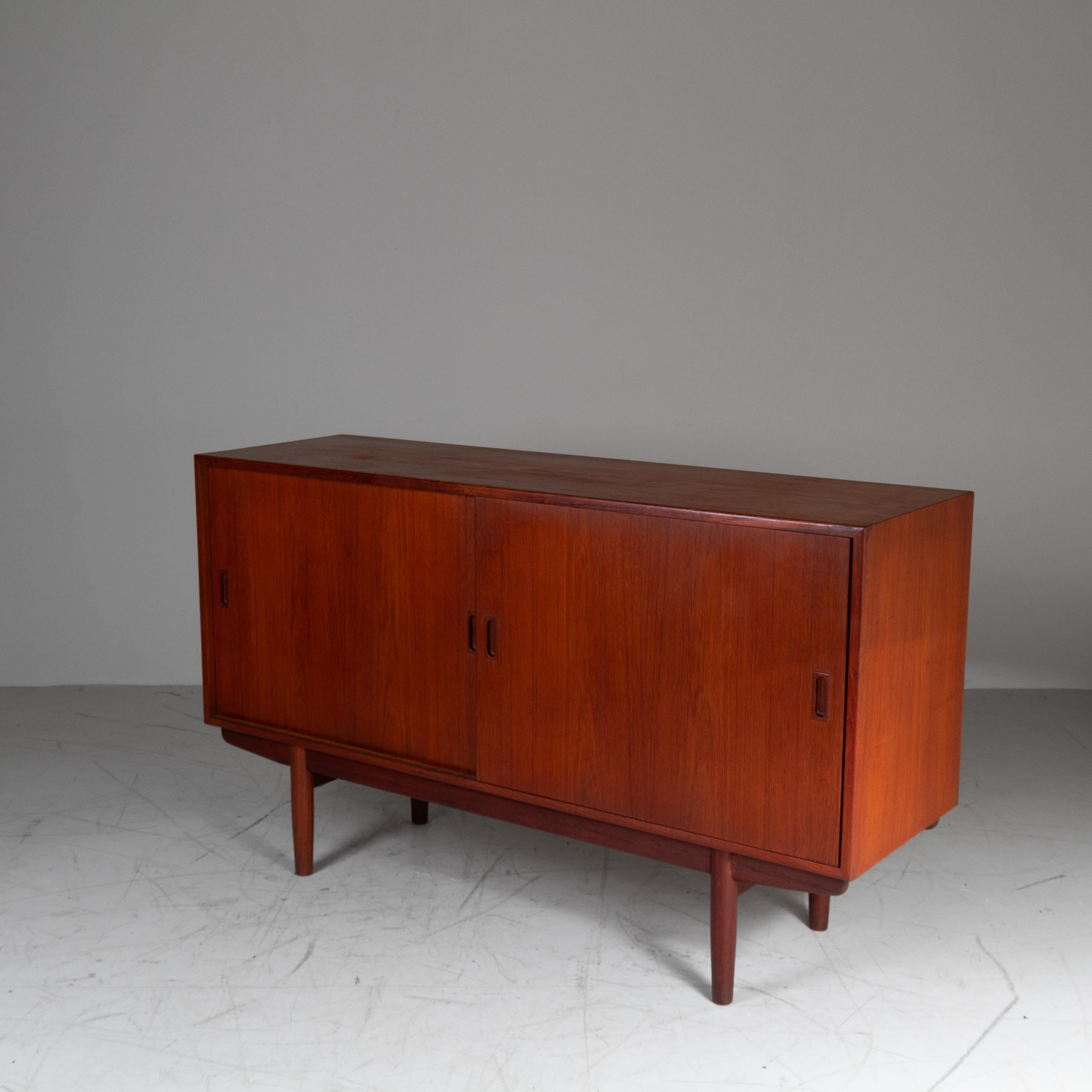 Danish Sidebaord/Credenza, Søborg Møbelfabrik, 1950 in vendita