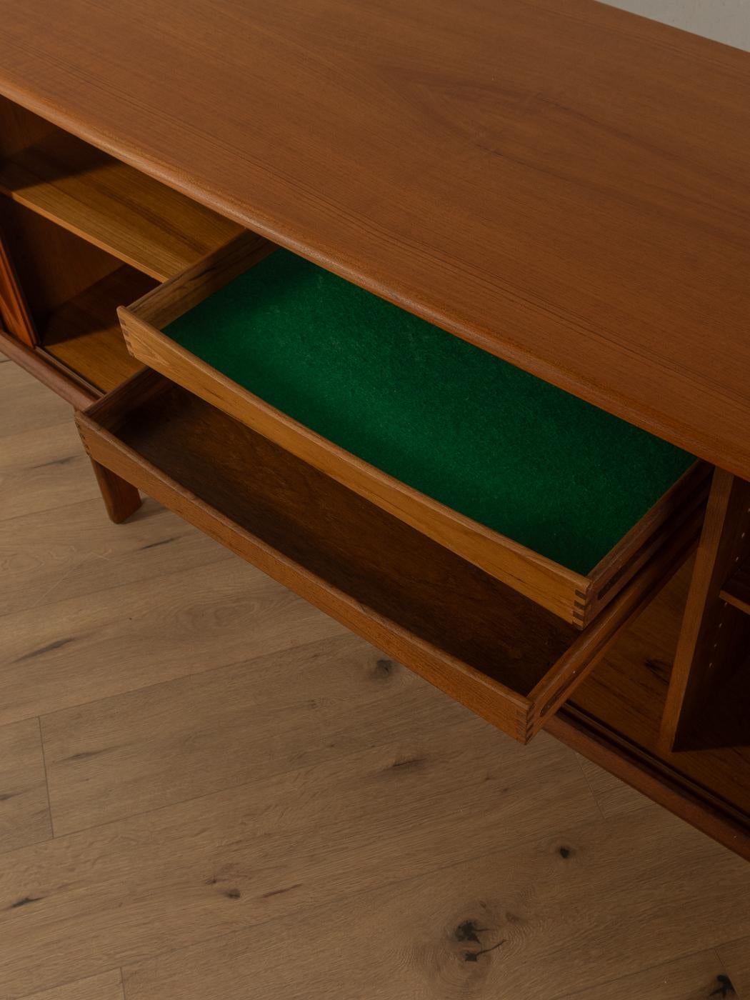 Teck Buffet 156, Bernhard Pedersen & Søn en vente