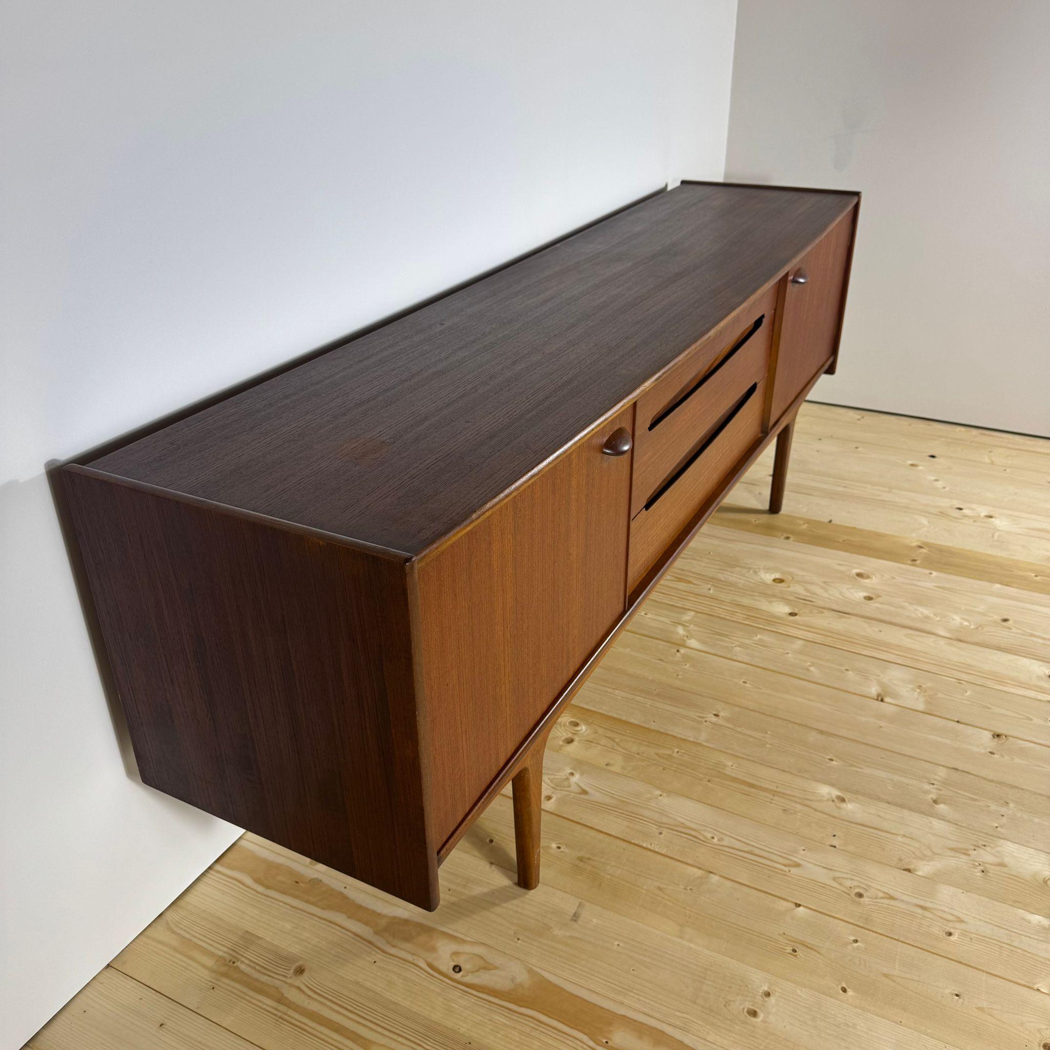 Credenza '60 in teak, Danimarca In condizioni buone in vendita a Torino, IT