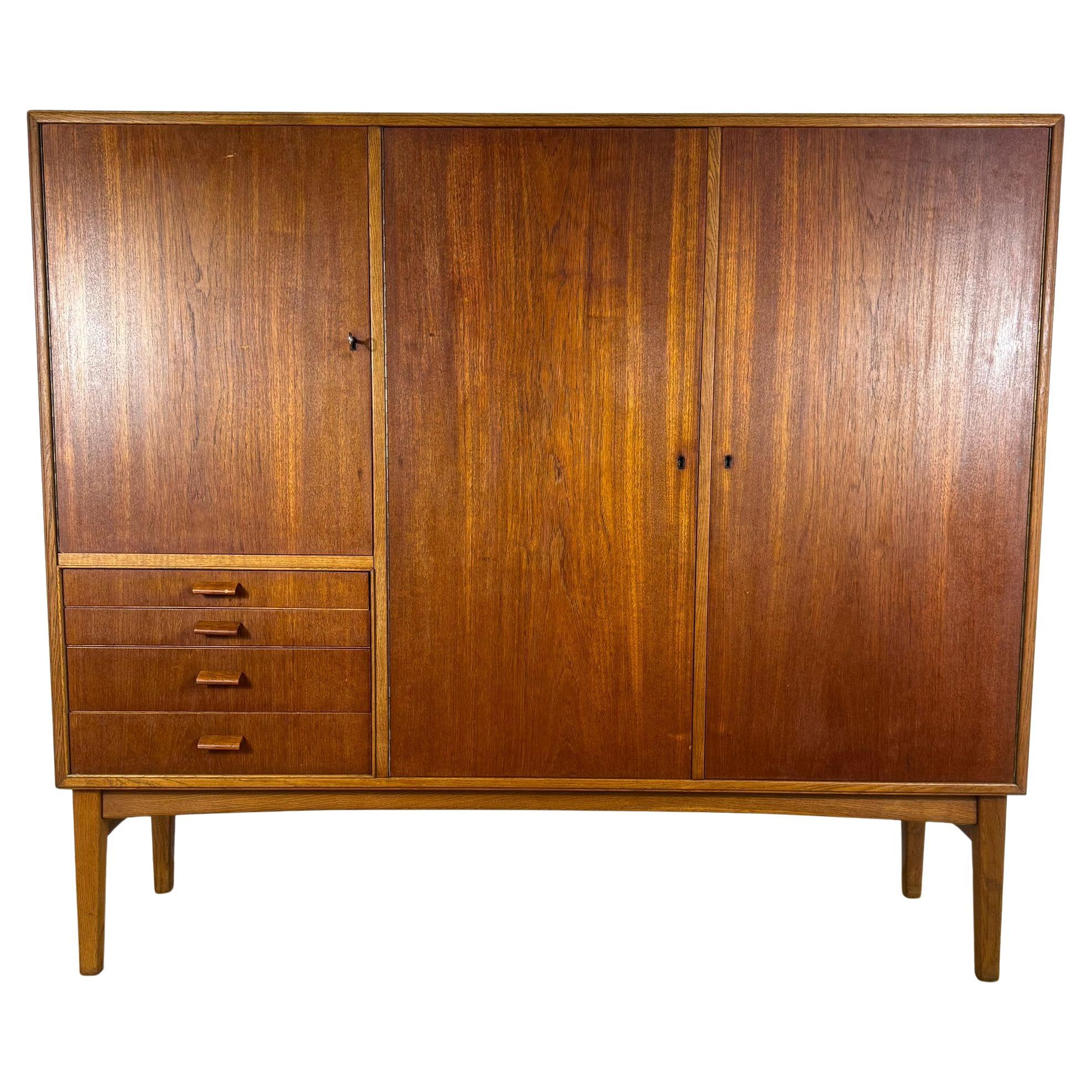 Tall Mid-Century Modern Sideboard in Teak - 1960s Scandinavian Design For Sale