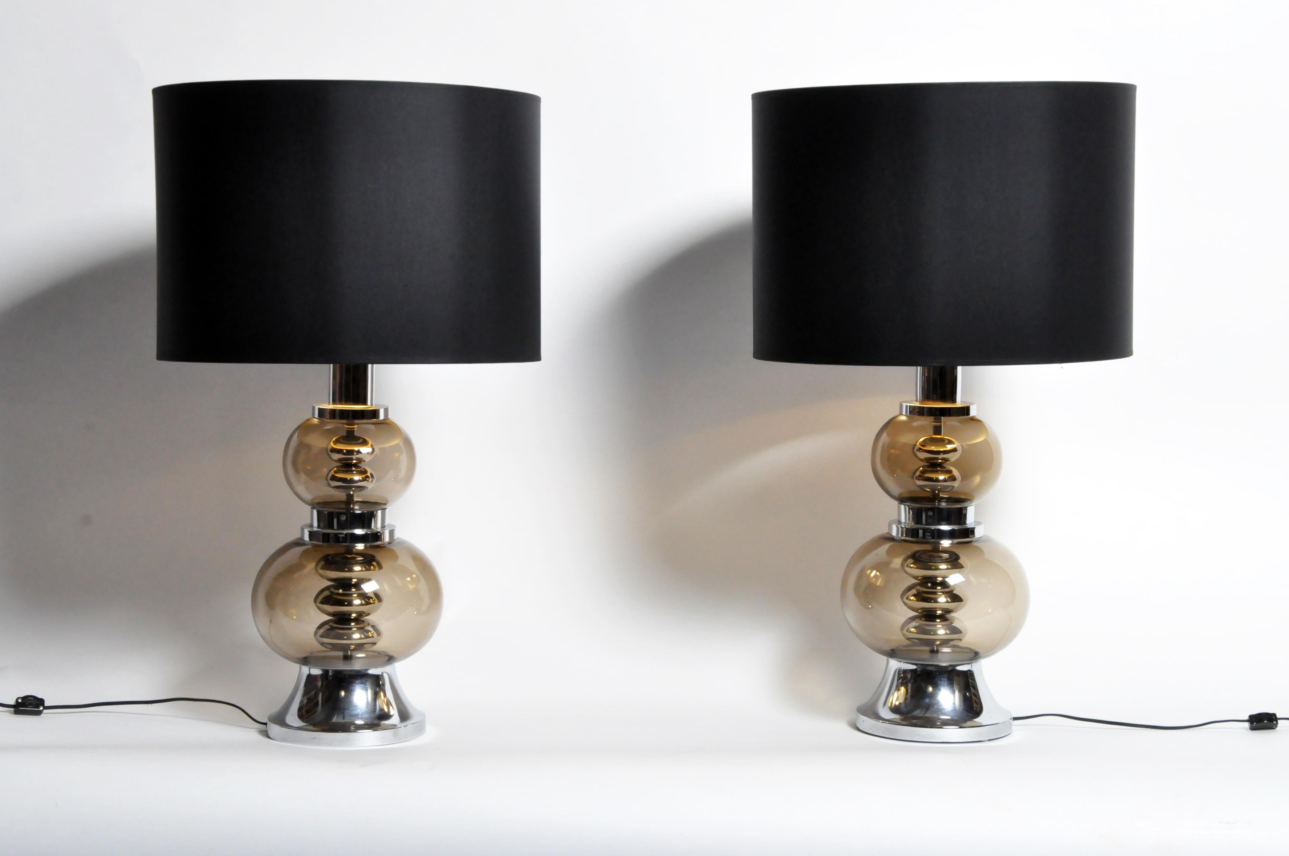 Pair of Glass and Chrome Table Lamps 9