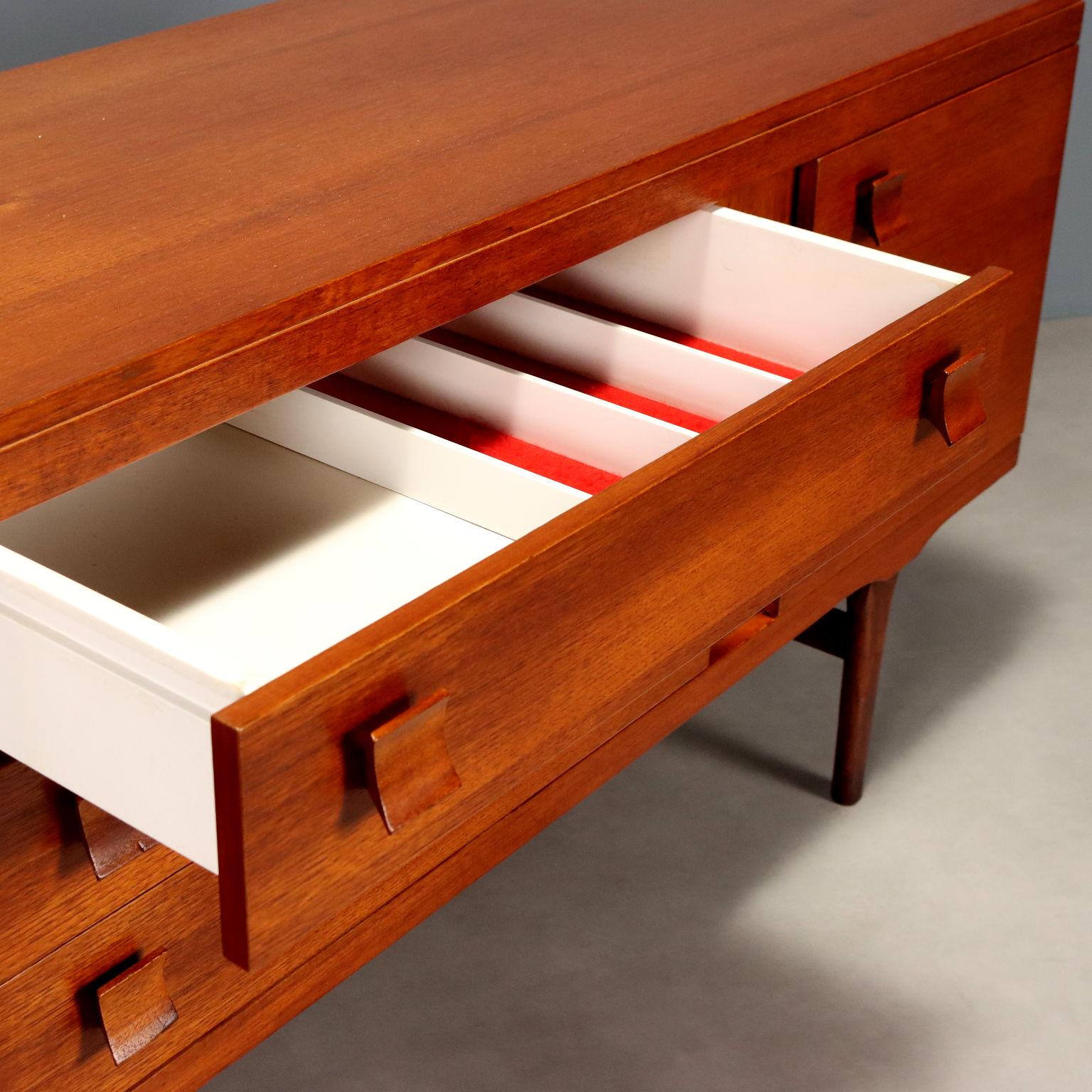 Sideboard Anni '60 In Excellent Condition For Sale In Milano, IT