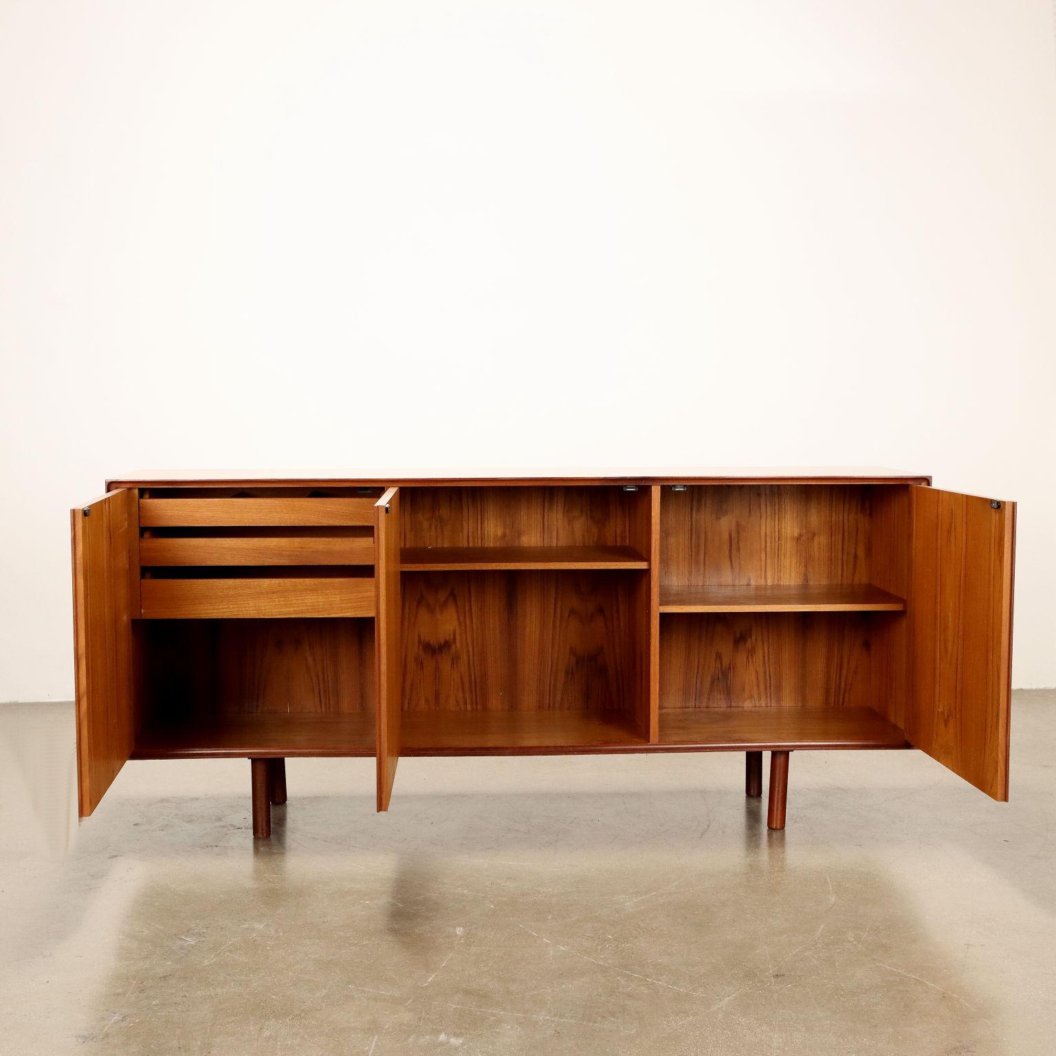 Mid-Century Modern Sideboard Anni '60 in teak For Sale
