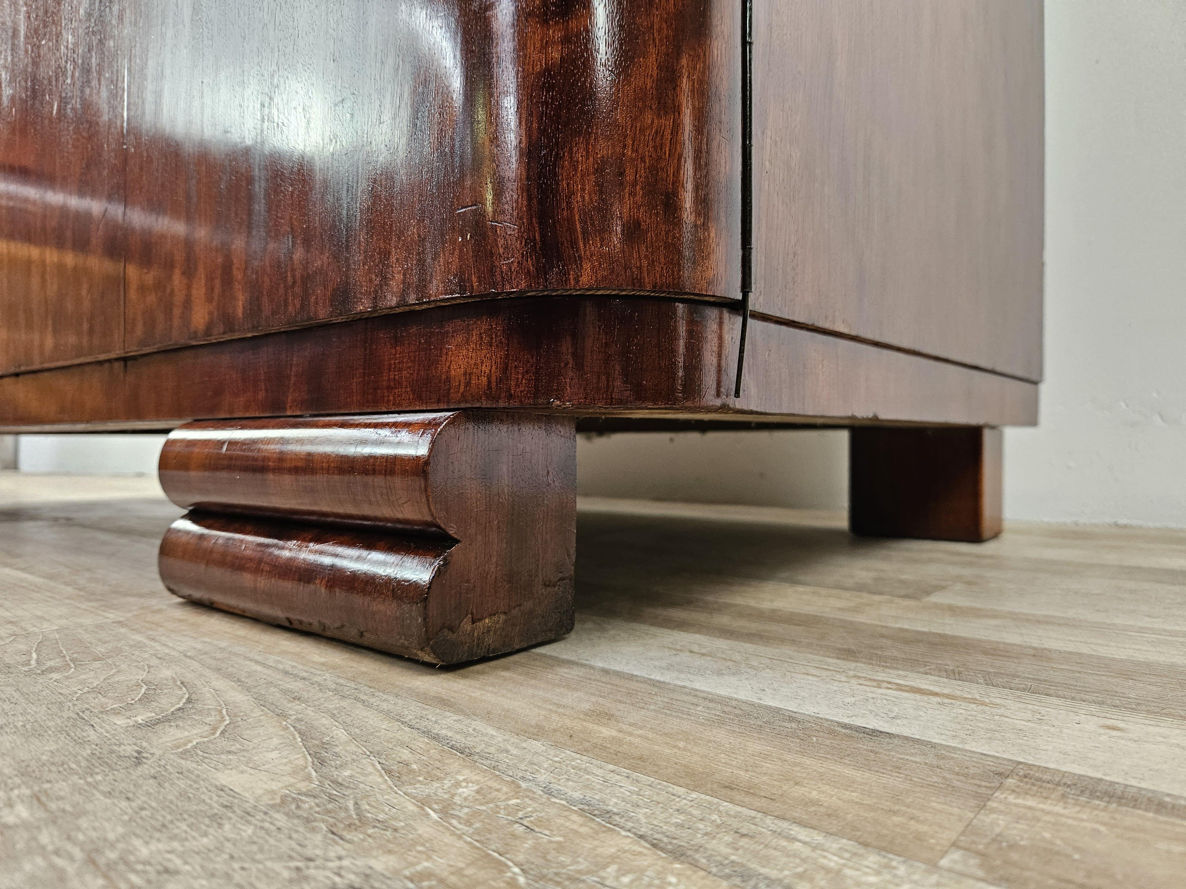 Art Deco walnut sideboard with two doors 1930s 3