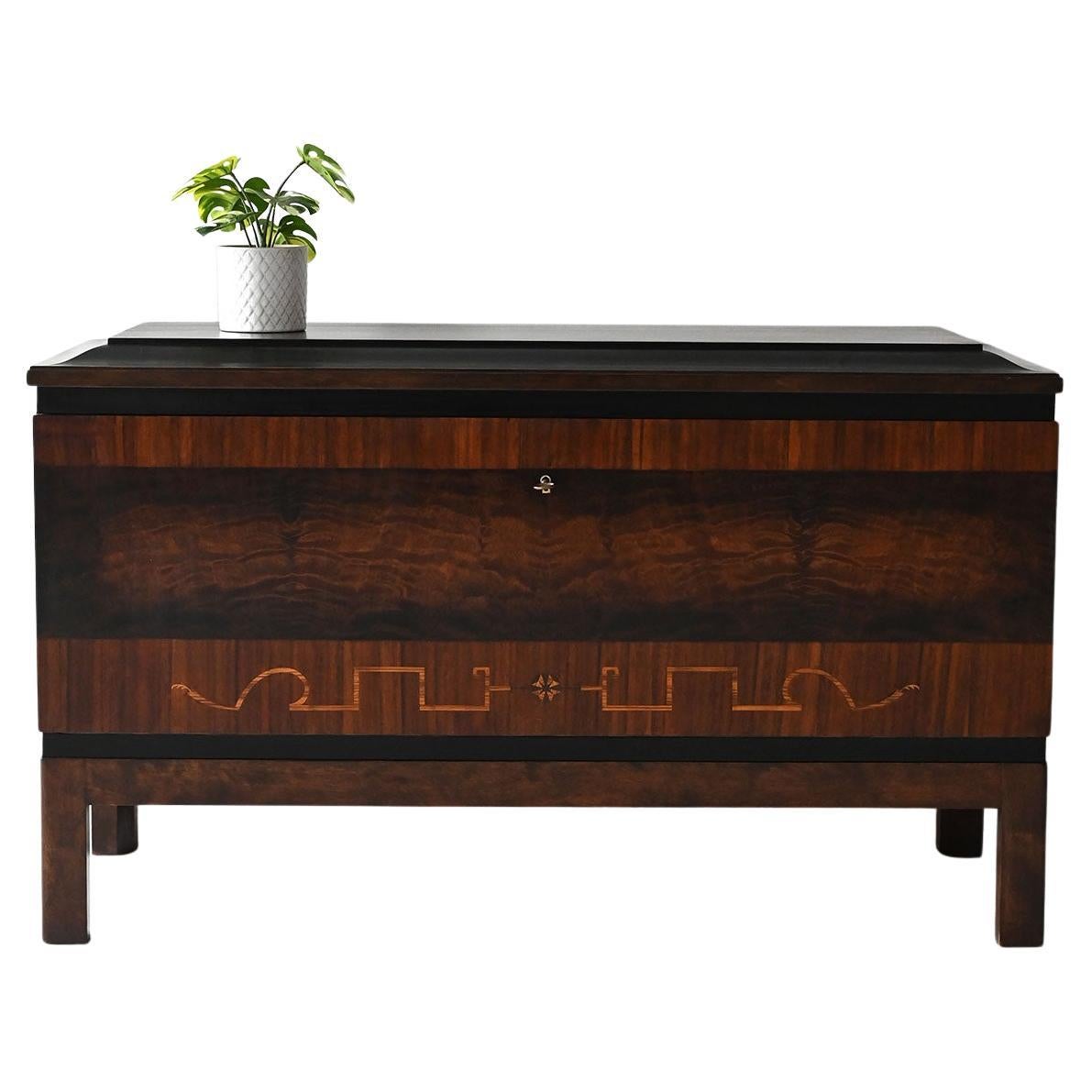 Buffet scandinave Art déco en bois de bruyère des années 1930