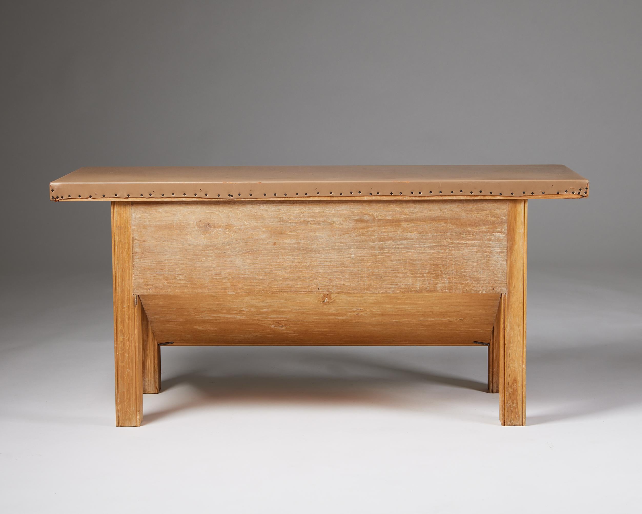 20th Century Sideboard Attributed to Axel Einar Hjorth for Nk, Sweden, 1940s For Sale