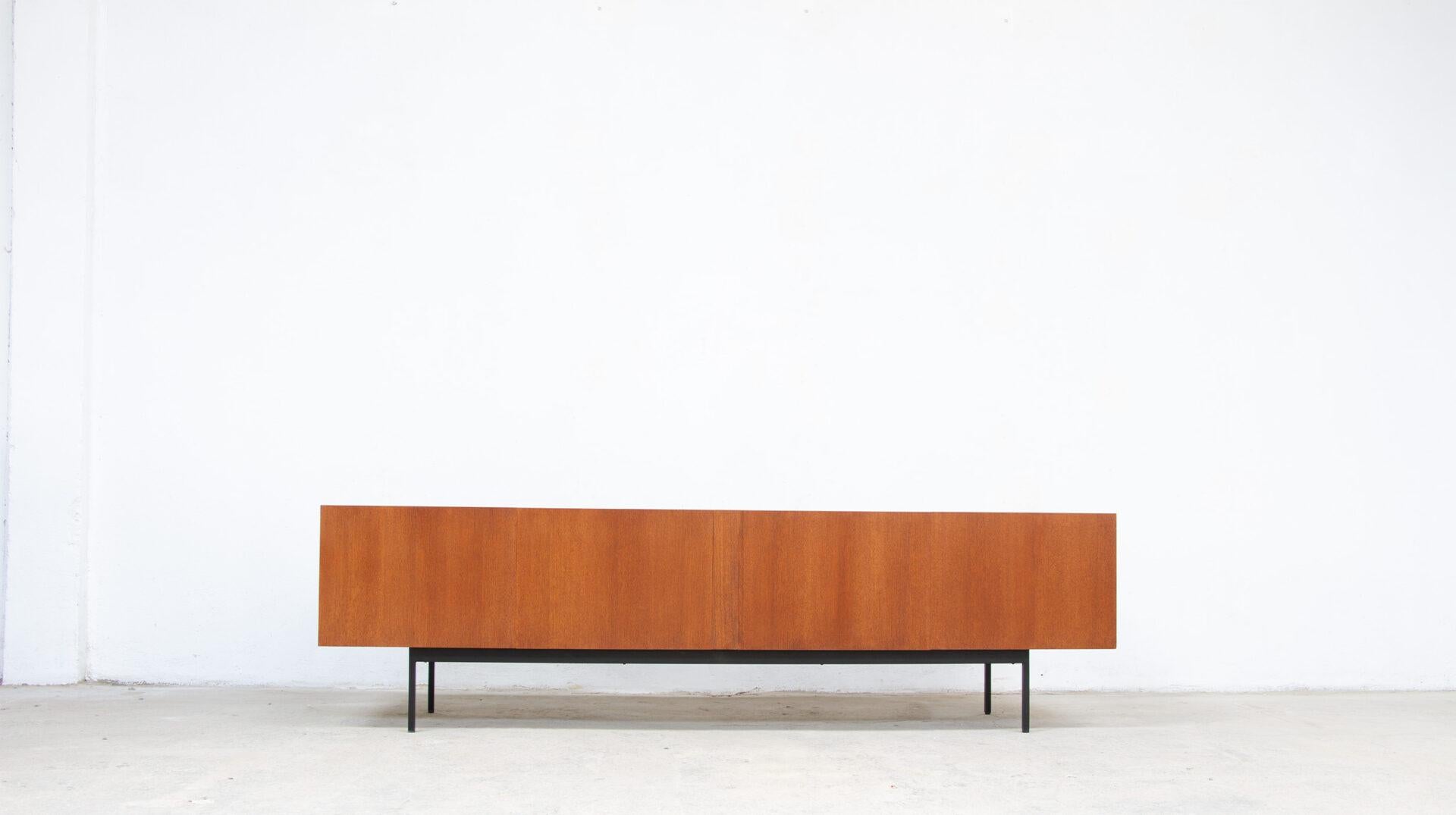 Mid-Century moderno Credenza B40 Dieter Waeckerlin Behr Edizione in vendita