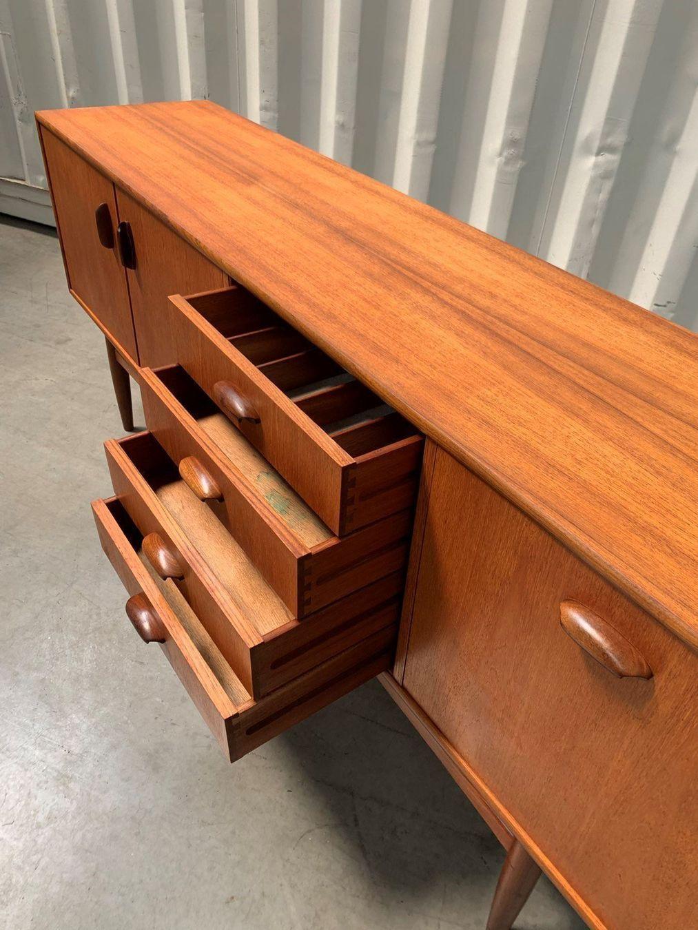 Sideboard “Brasilia”, Victor Wilkins for G Plan, UK, 1960 In Good Condition In Torino, IT