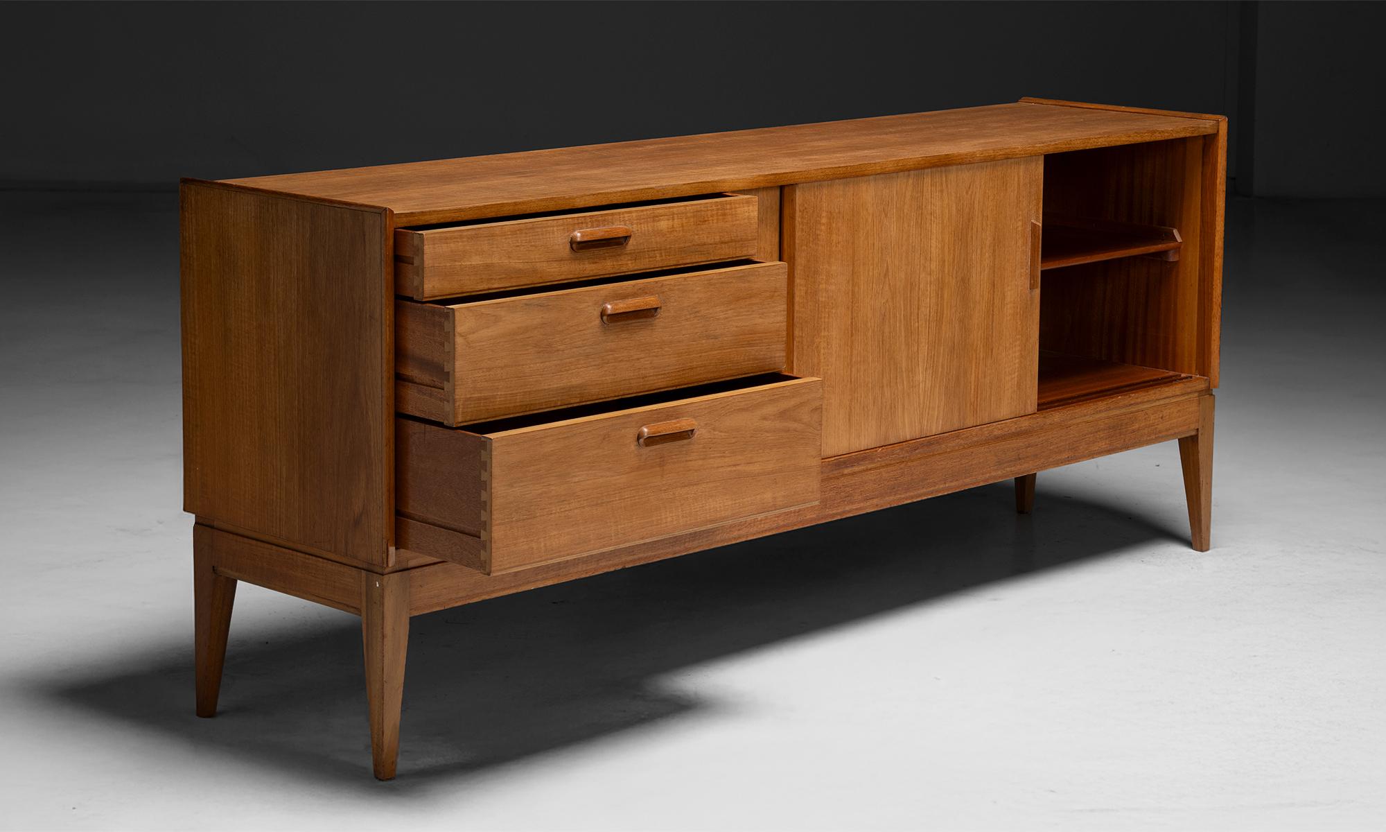Sideboard by Alfred Cox, England circa 1960 In Good Condition For Sale In Culver City, CA