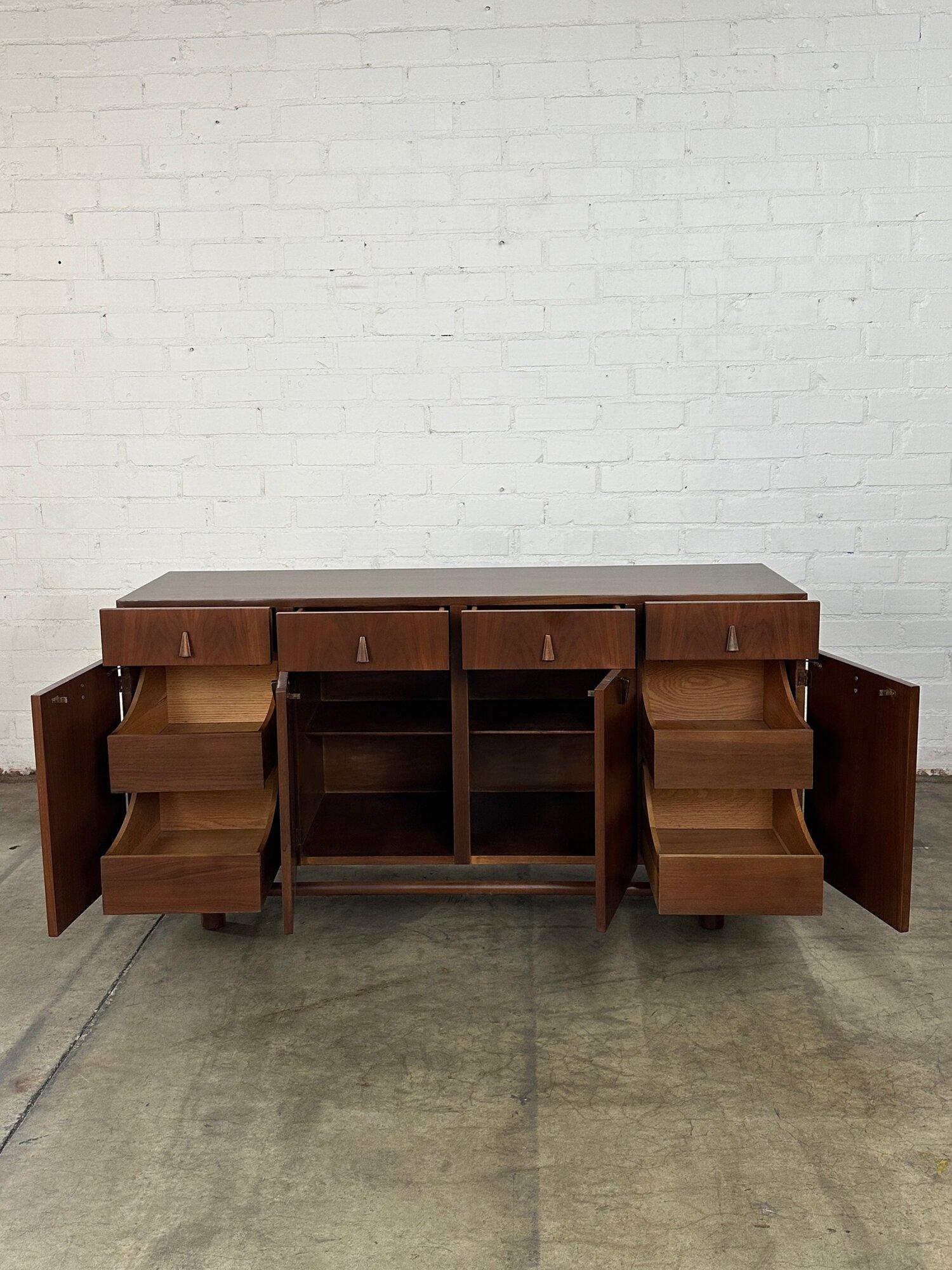 Mid-Century Modern Sideboard by American of Martinsville For Sale