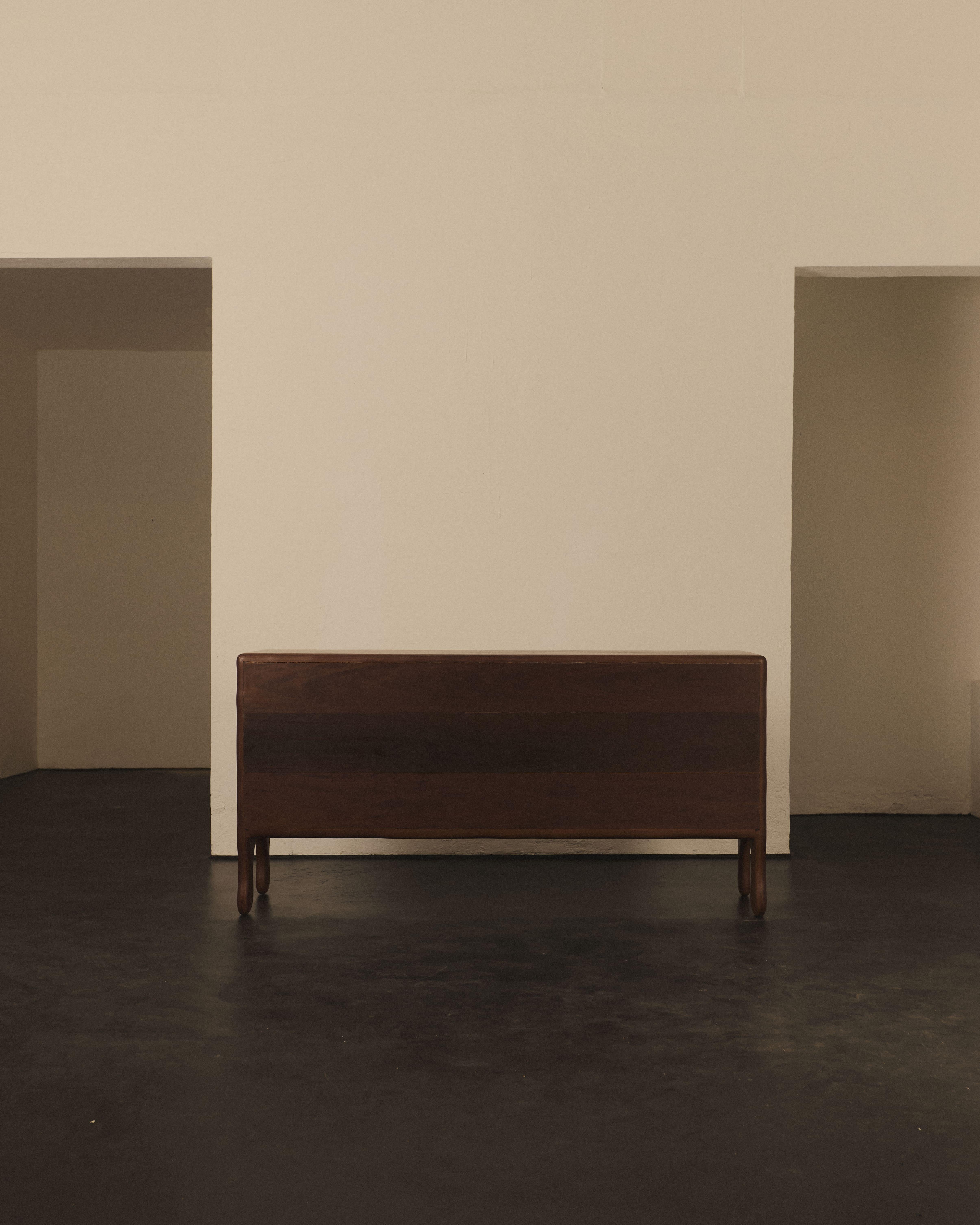 XXI secolo e contemporaneo Credenza di Andrew Andrews de Freitas in vendita