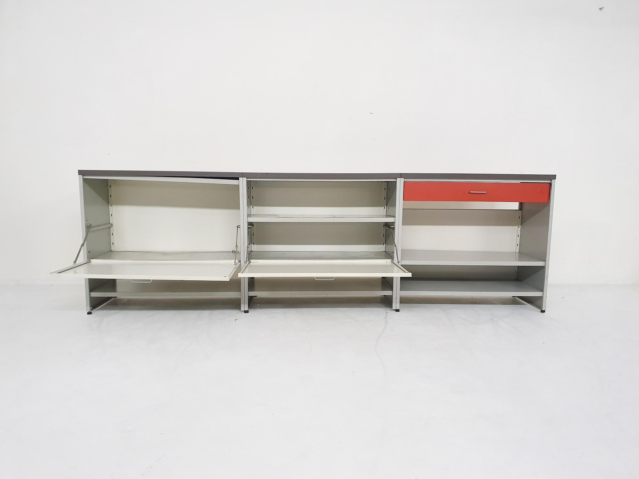Sideboard by A.R. Cordemeyer for Gispen, model 5600, The Netherlands, 1962 In Good Condition In Amsterdam, NL