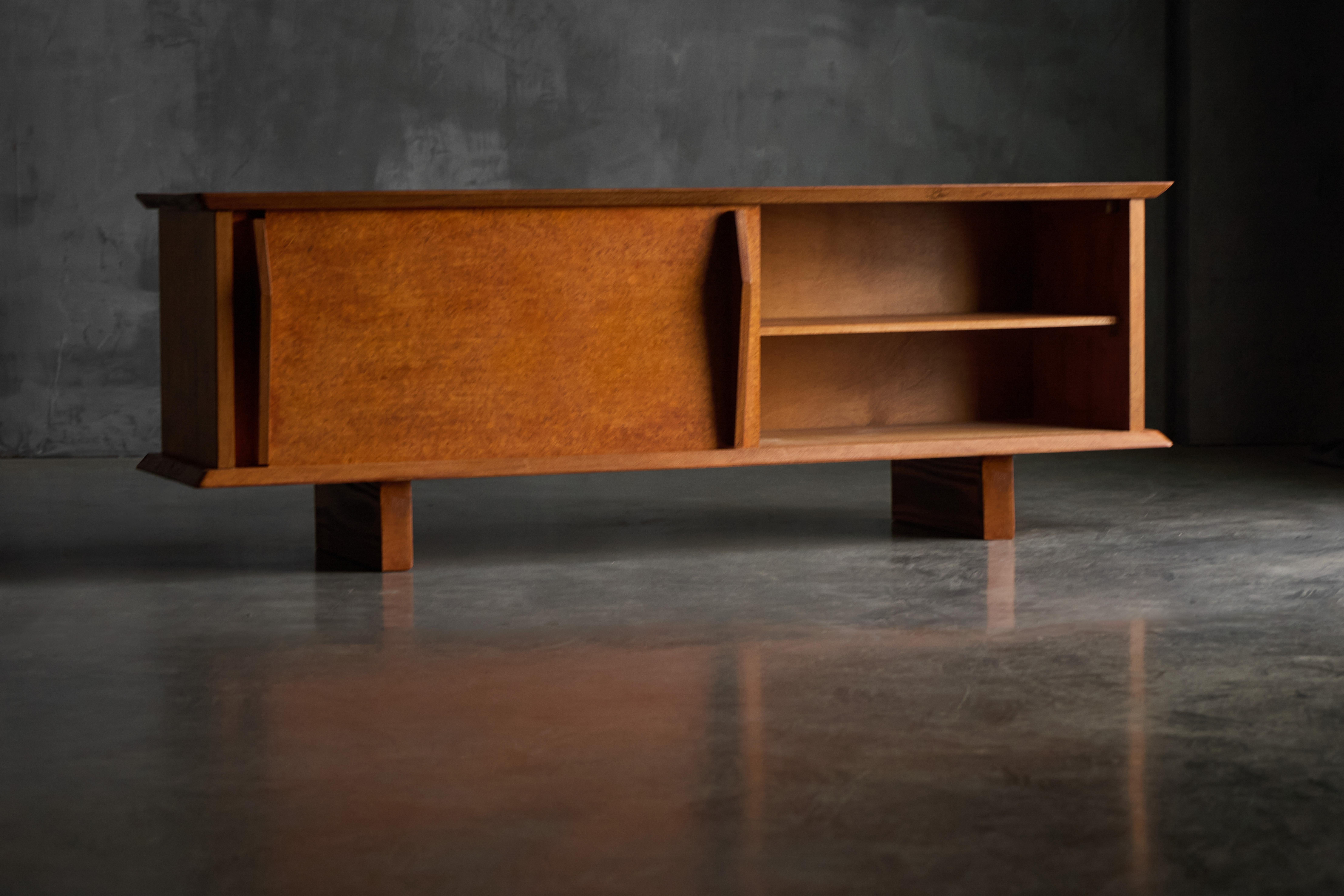 Sideboard by Charlotte Perriand & Atelier Jean Prouvé, France, 1954 Bon état - En vente à Antwerp, BE